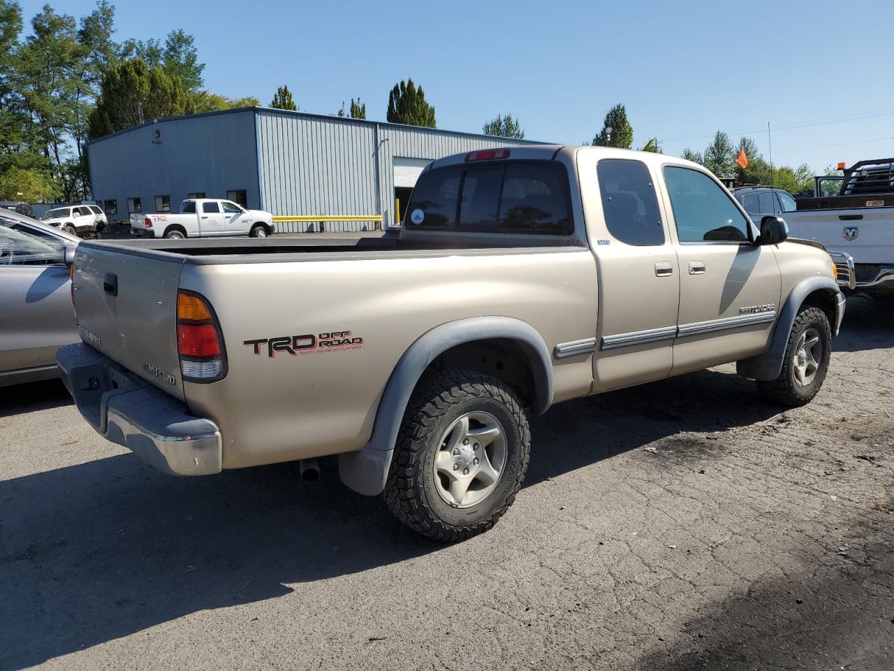 Photo 2 VIN: 5TBBT44132S247953 - TOYOTA TUNDRA 