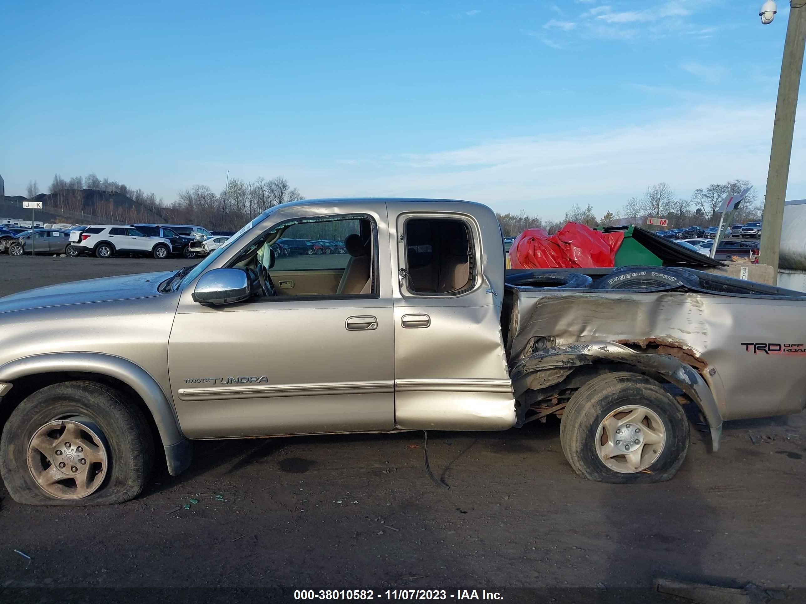 Photo 5 VIN: 5TBBT44141S187518 - TOYOTA TUNDRA 