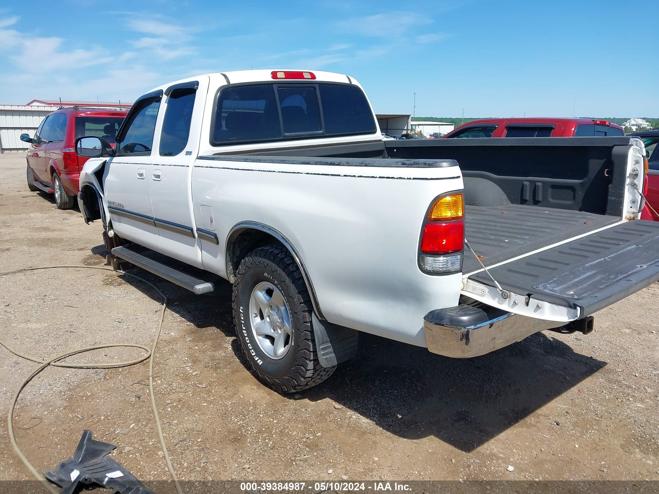 Photo 2 VIN: 5TBBT44161S163737 - TOYOTA TUNDRA 