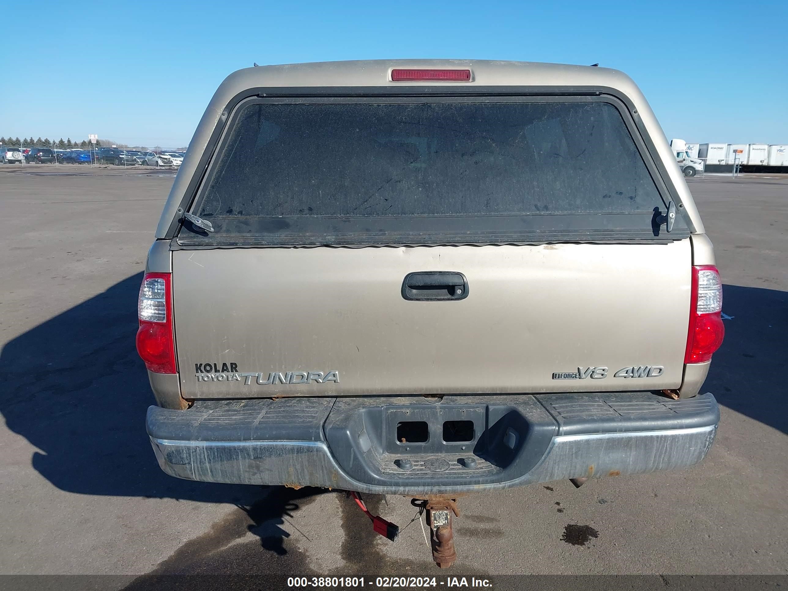 Photo 16 VIN: 5TBBT44165S457385 - TOYOTA TUNDRA 