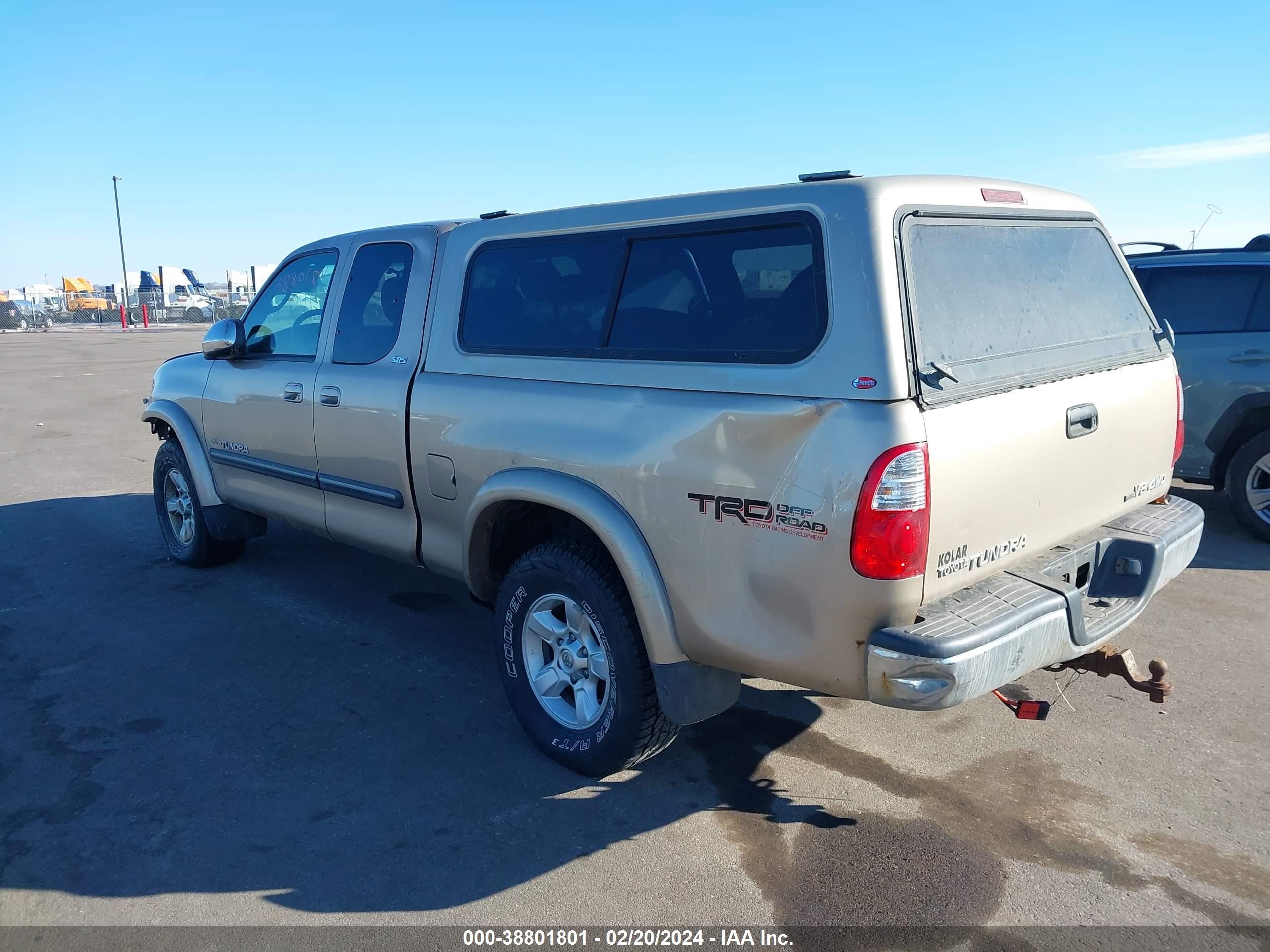 Photo 2 VIN: 5TBBT44165S457385 - TOYOTA TUNDRA 