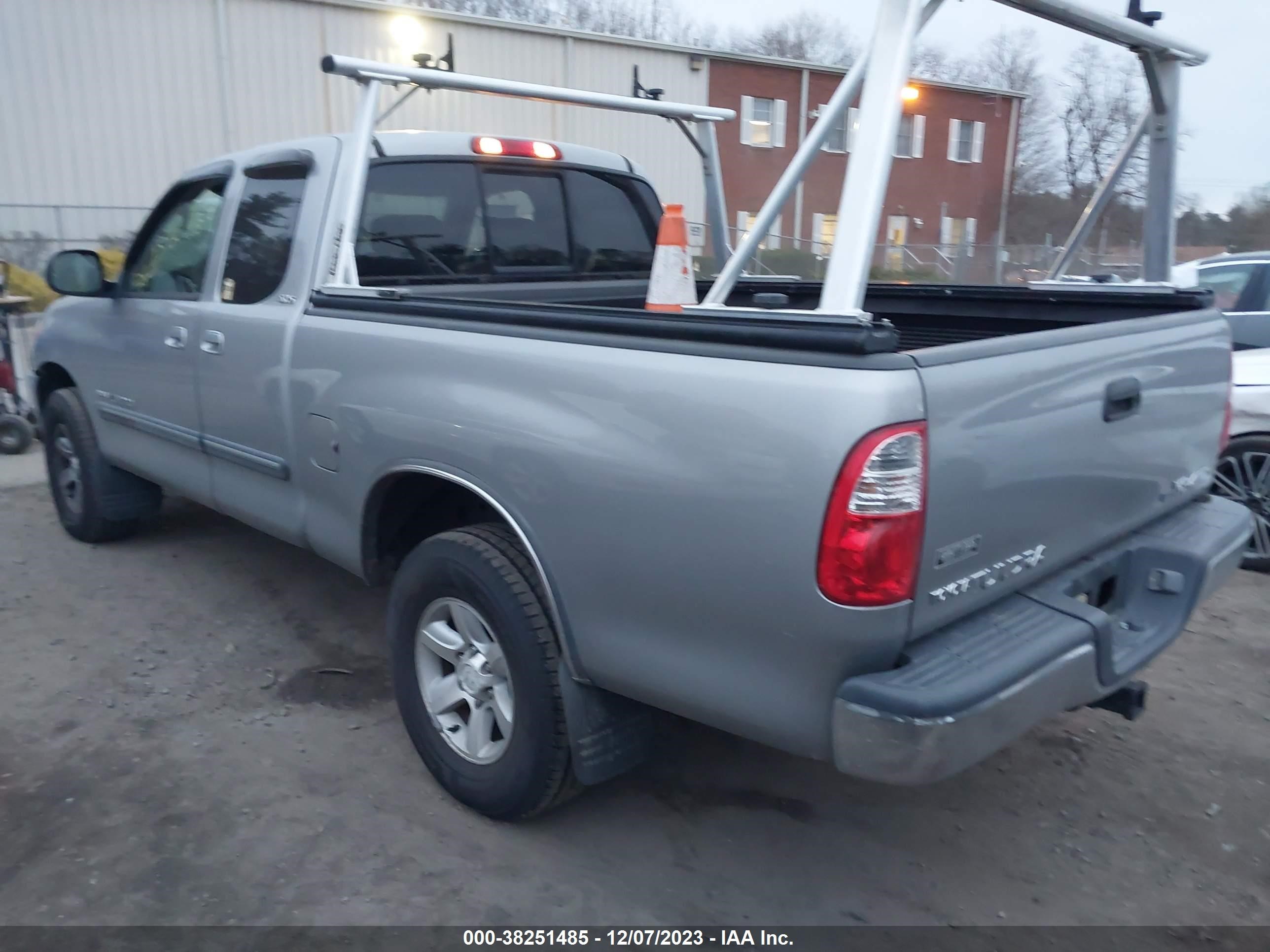 Photo 2 VIN: 5TBBT44165S473151 - TOYOTA TUNDRA 