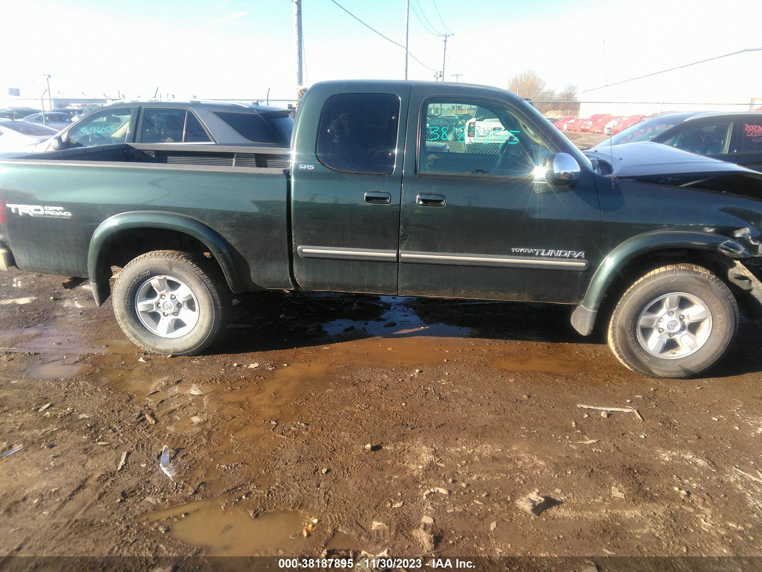 Photo 11 VIN: 5TBBT44166S473572 - TOYOTA TUNDRA 