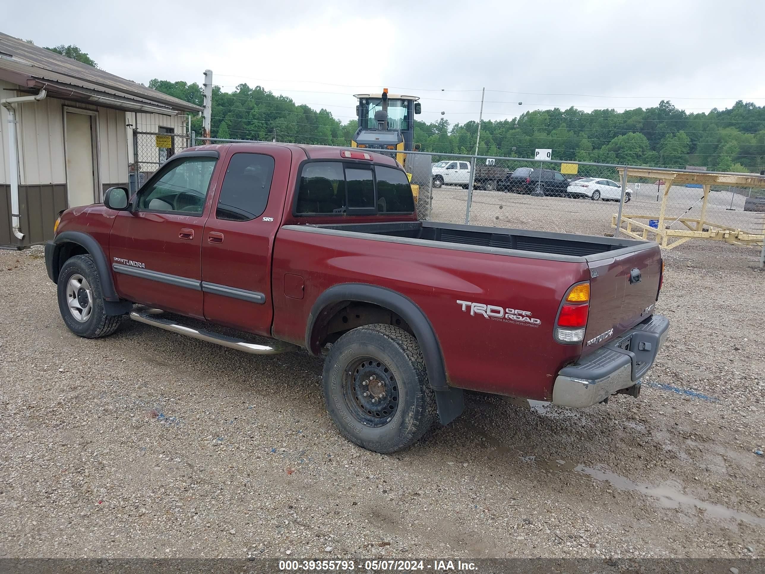 Photo 2 VIN: 5TBBT44183S334006 - TOYOTA TUNDRA 