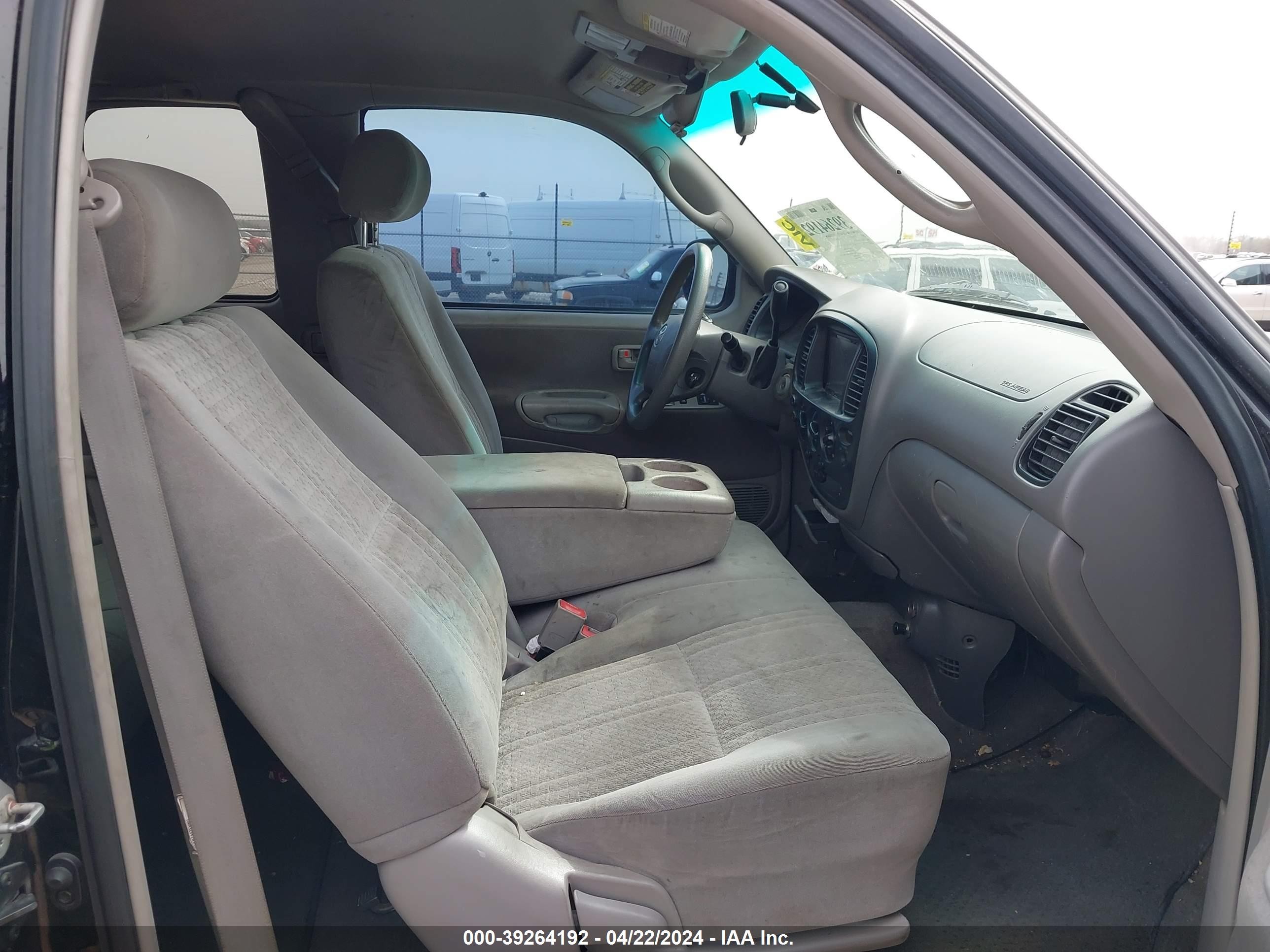 Photo 4 VIN: 5TBBT44183S393993 - TOYOTA TUNDRA 