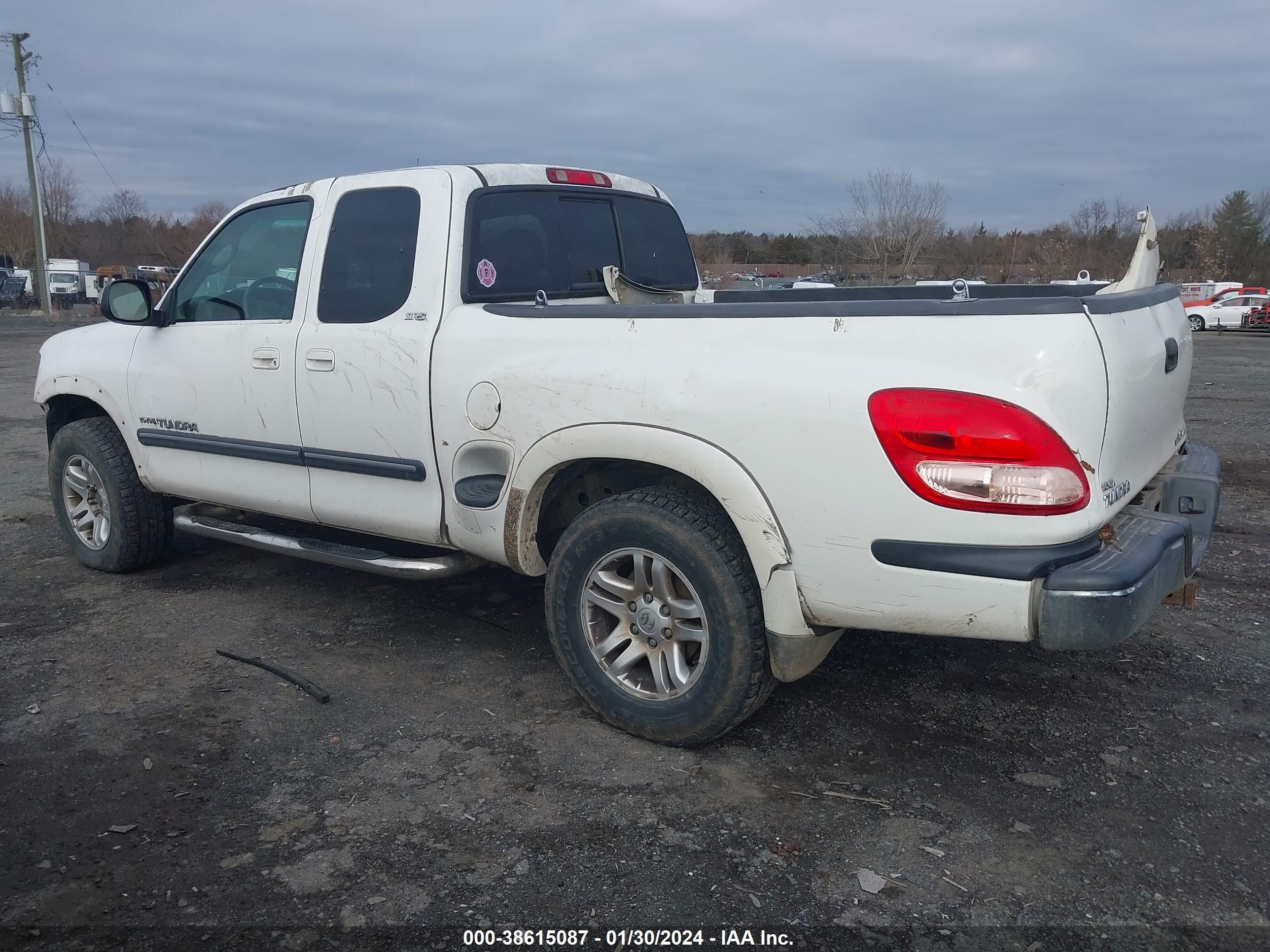 Photo 2 VIN: 5TBBT44186S478983 - TOYOTA TUNDRA 