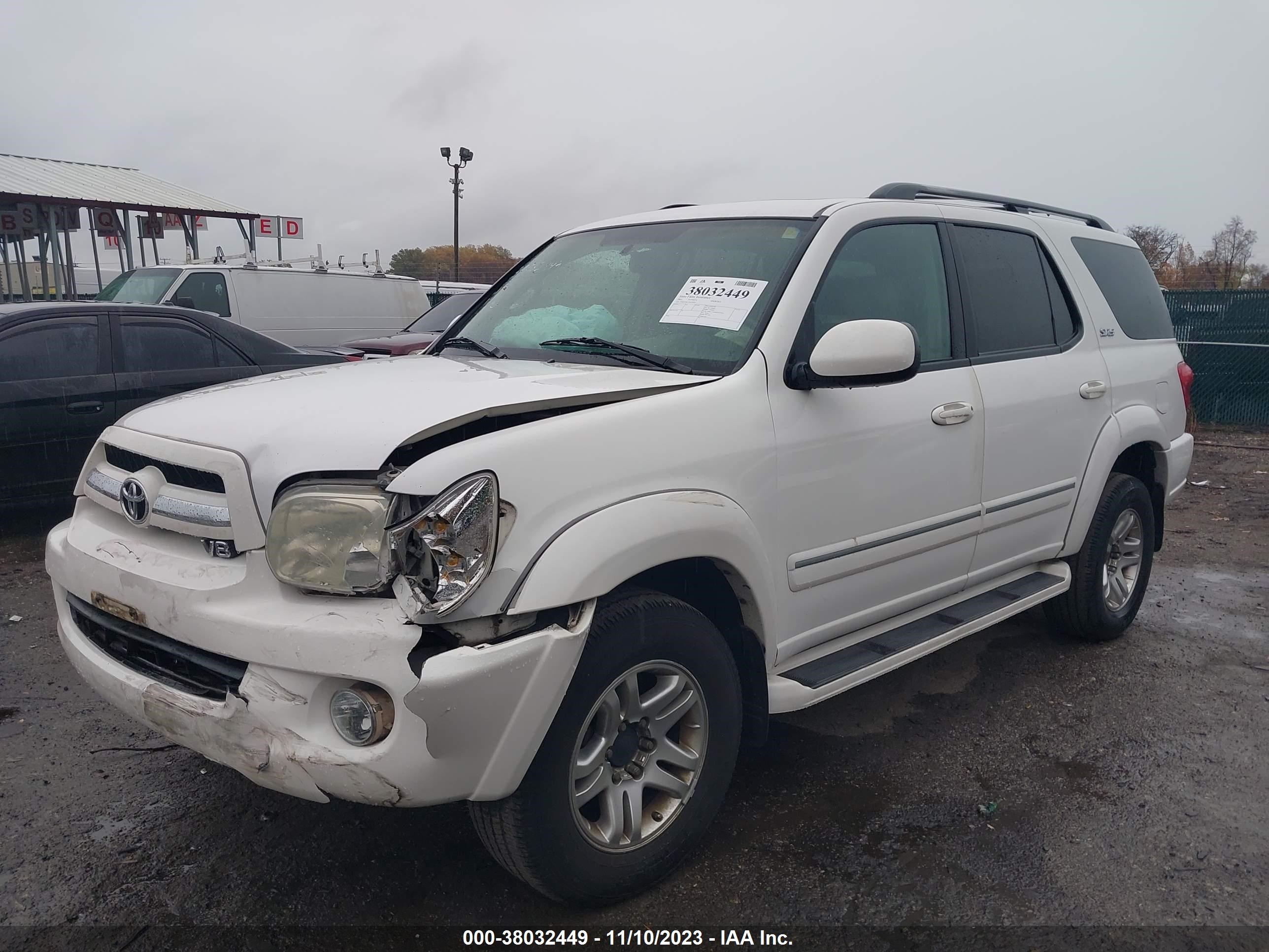 Photo 1 VIN: 5TBBT44A35S257676 - TOYOTA SEQUOIA 