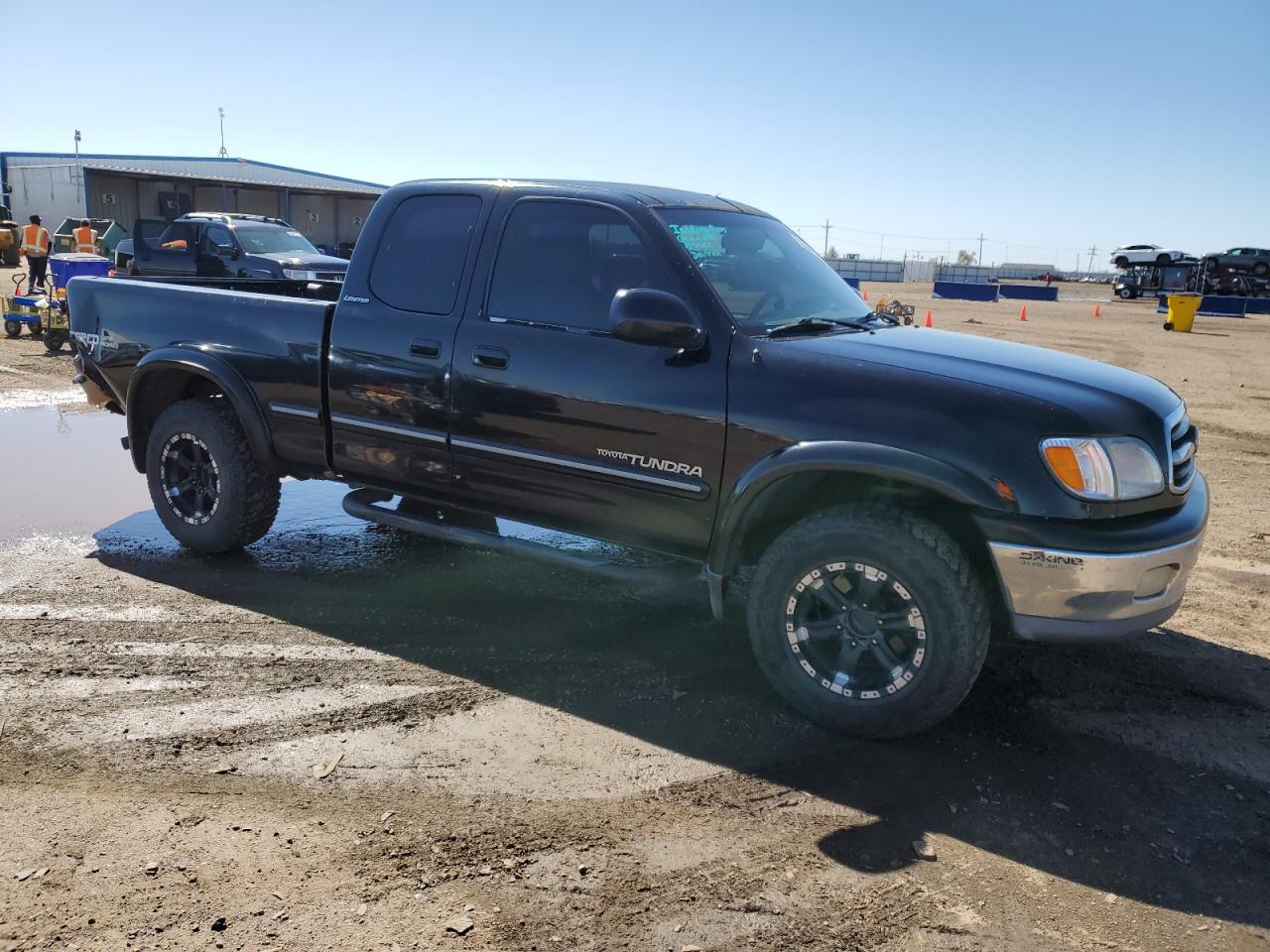 Photo 3 VIN: 5TBBT4816YS040394 - TOYOTA TUNDRA 