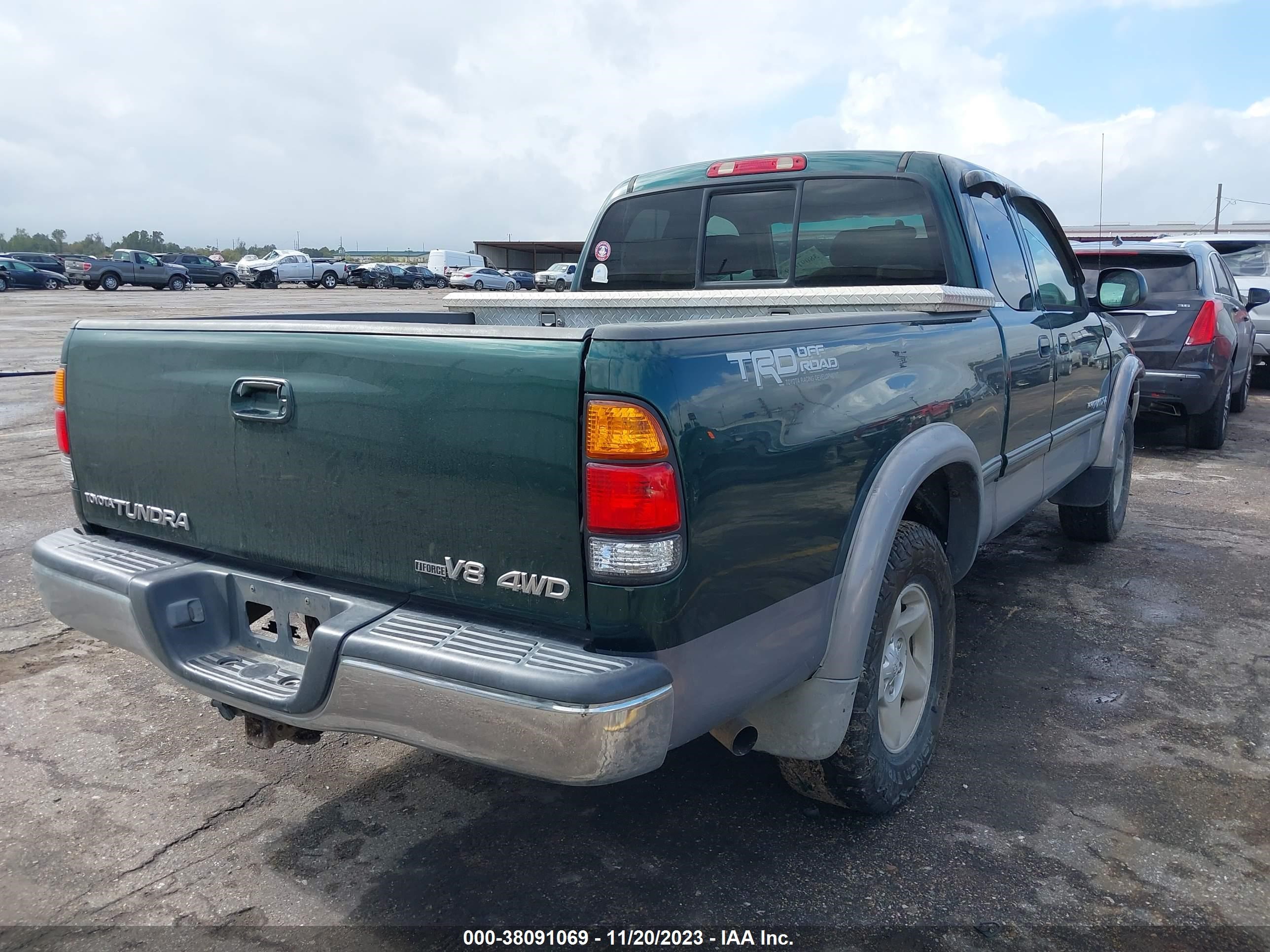 Photo 3 VIN: 5TBBT48191S146988 - TOYOTA TUNDRA 