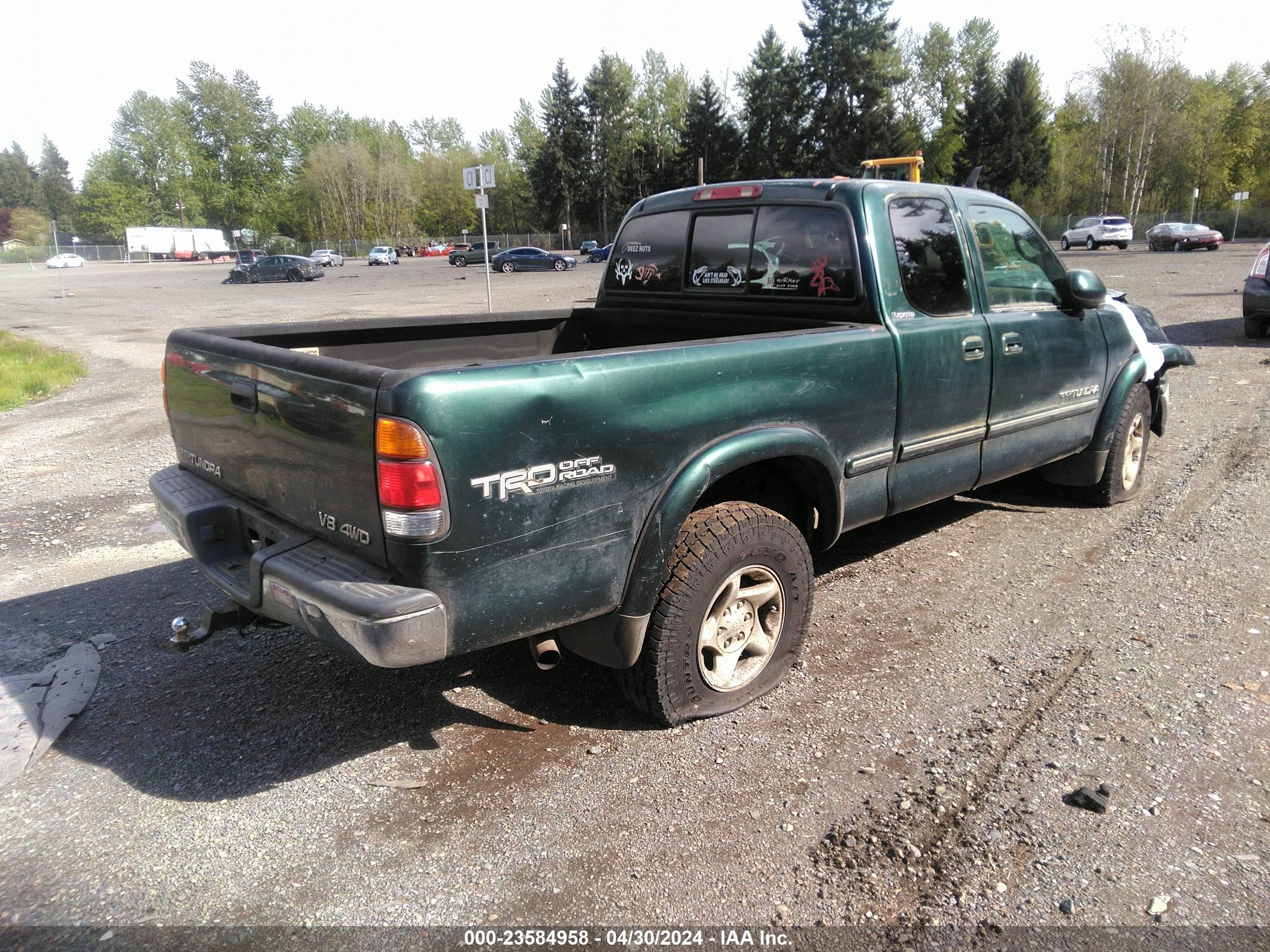 Photo 3 VIN: 5TBBT4819YS084566 - TOYOTA TUNDRA 