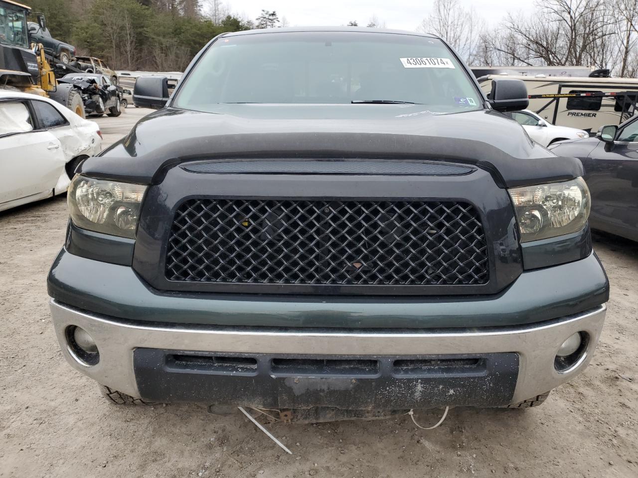 Photo 4 VIN: 5TBBV54108S493741 - TOYOTA TUNDRA 