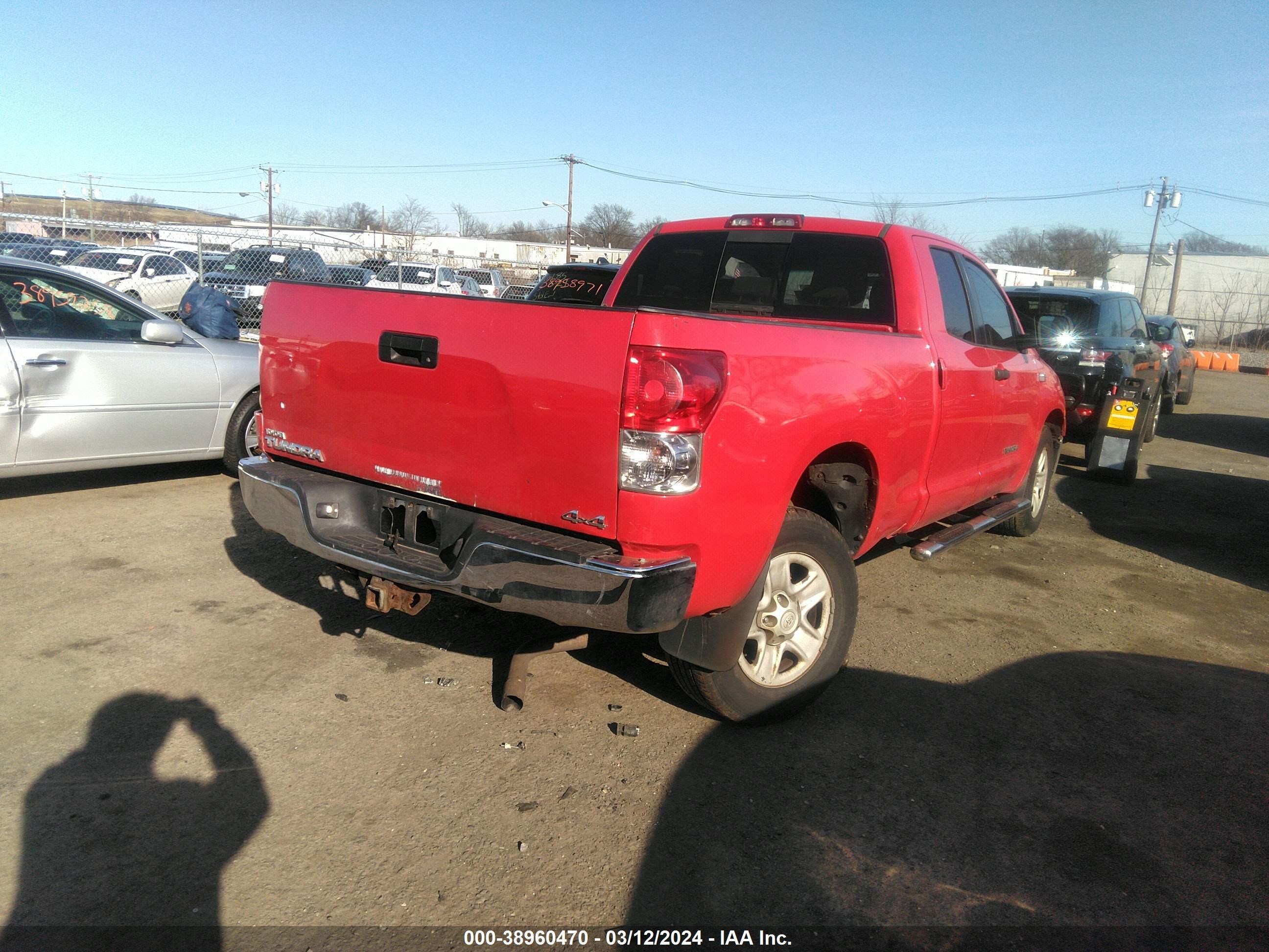 Photo 3 VIN: 5TBBV54108S496221 - TOYOTA TUNDRA 