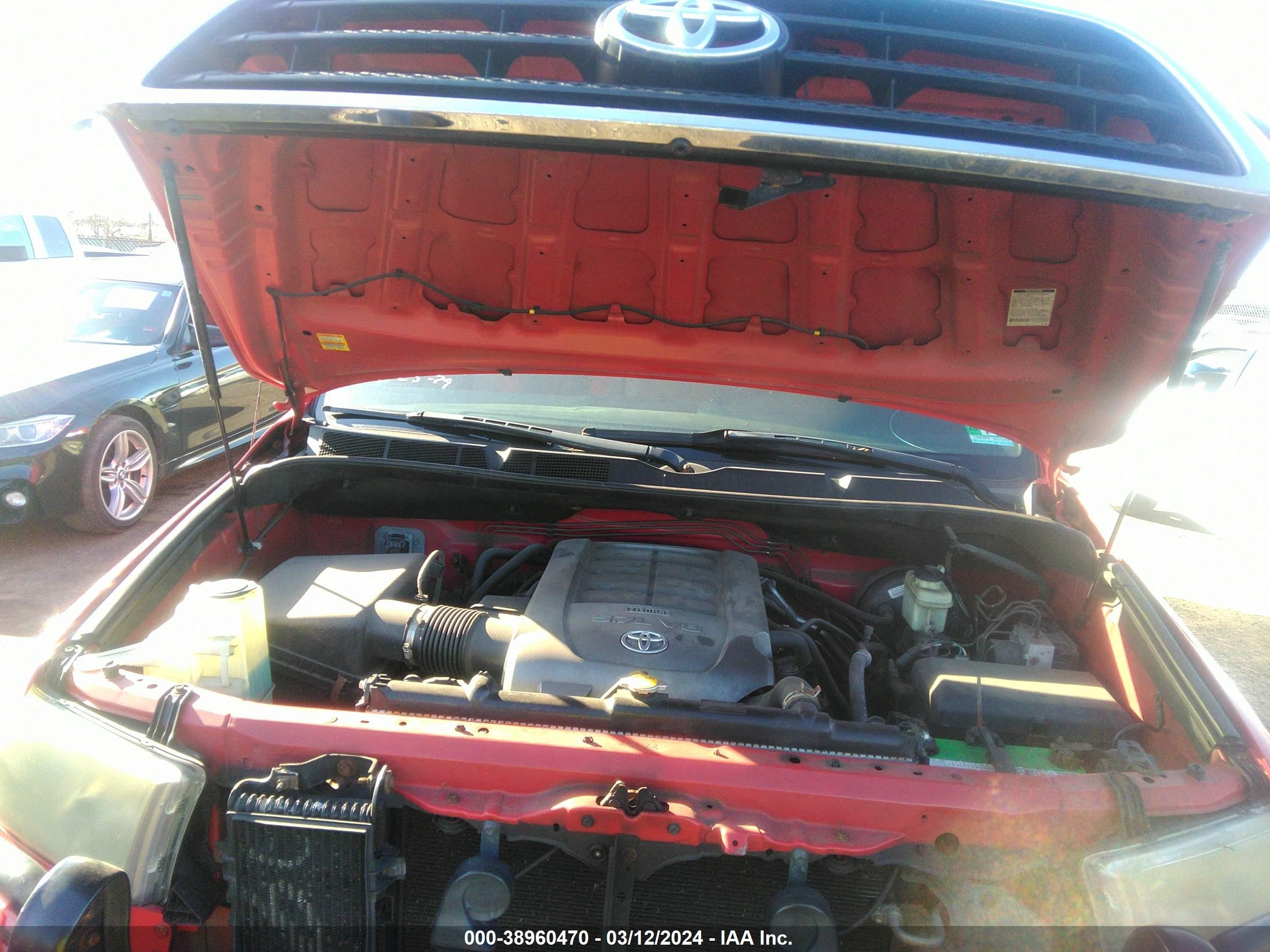 Photo 9 VIN: 5TBBV54108S496221 - TOYOTA TUNDRA 