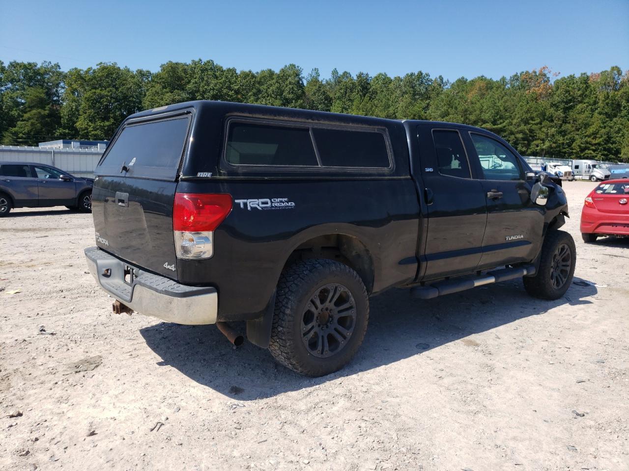 Photo 2 VIN: 5TBBV54127S486773 - TOYOTA TUNDRA 