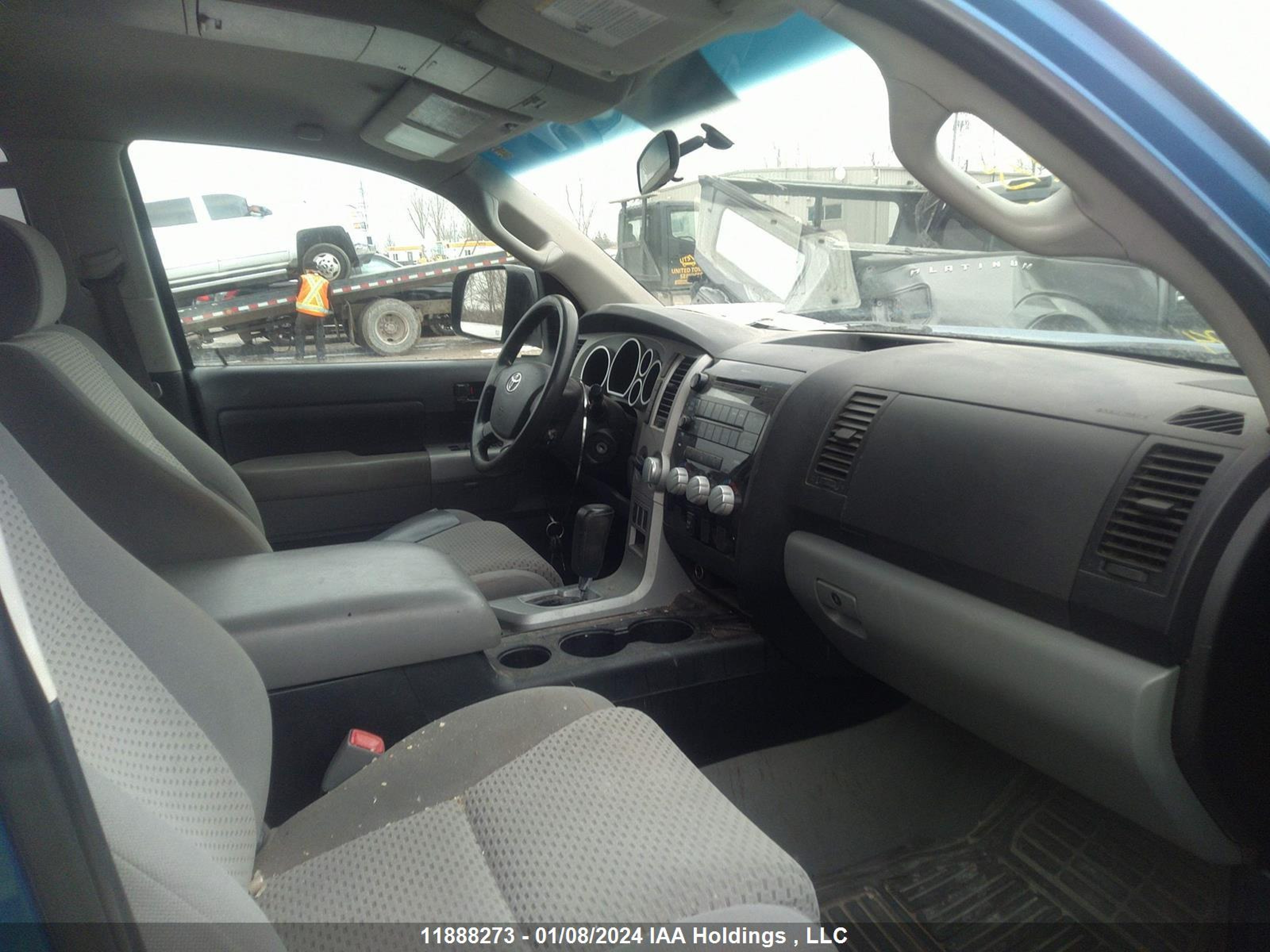 Photo 4 VIN: 5TBBV54147S461020 - TOYOTA TUNDRA 