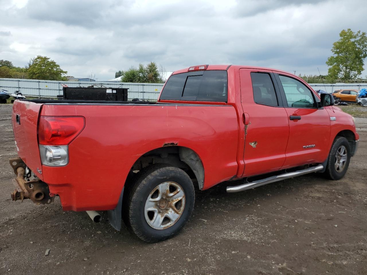 Photo 2 VIN: 5TBBV54148S509813 - TOYOTA TUNDRA 