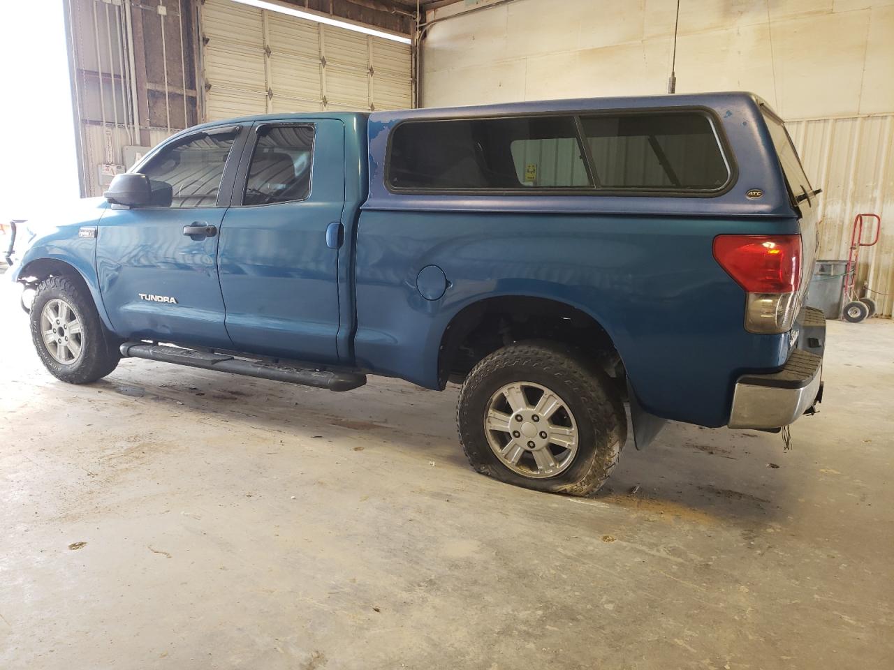 Photo 1 VIN: 5TBBV54168S523499 - TOYOTA TUNDRA 