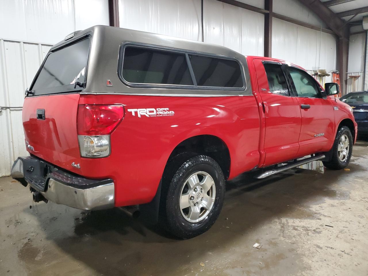 Photo 2 VIN: 5TBBV54198S506390 - TOYOTA TUNDRA 