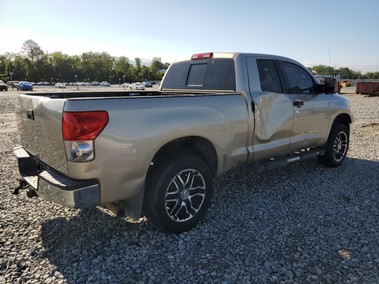 Photo 2 VIN: 5TBBV54198S518099 - TOYOTA TUNDRA 