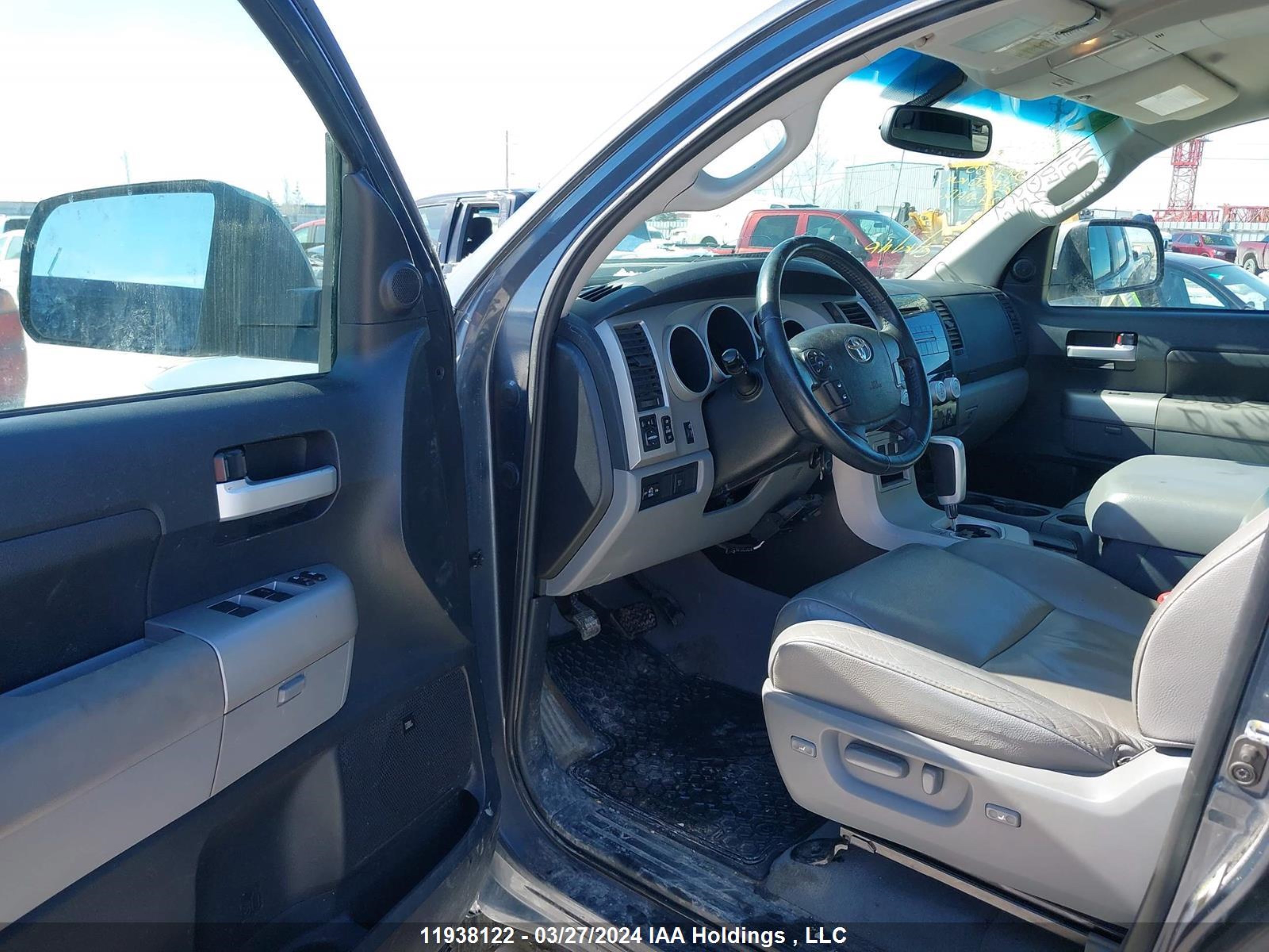 Photo 4 VIN: 5TBBV58107S478357 - TOYOTA TUNDRA 