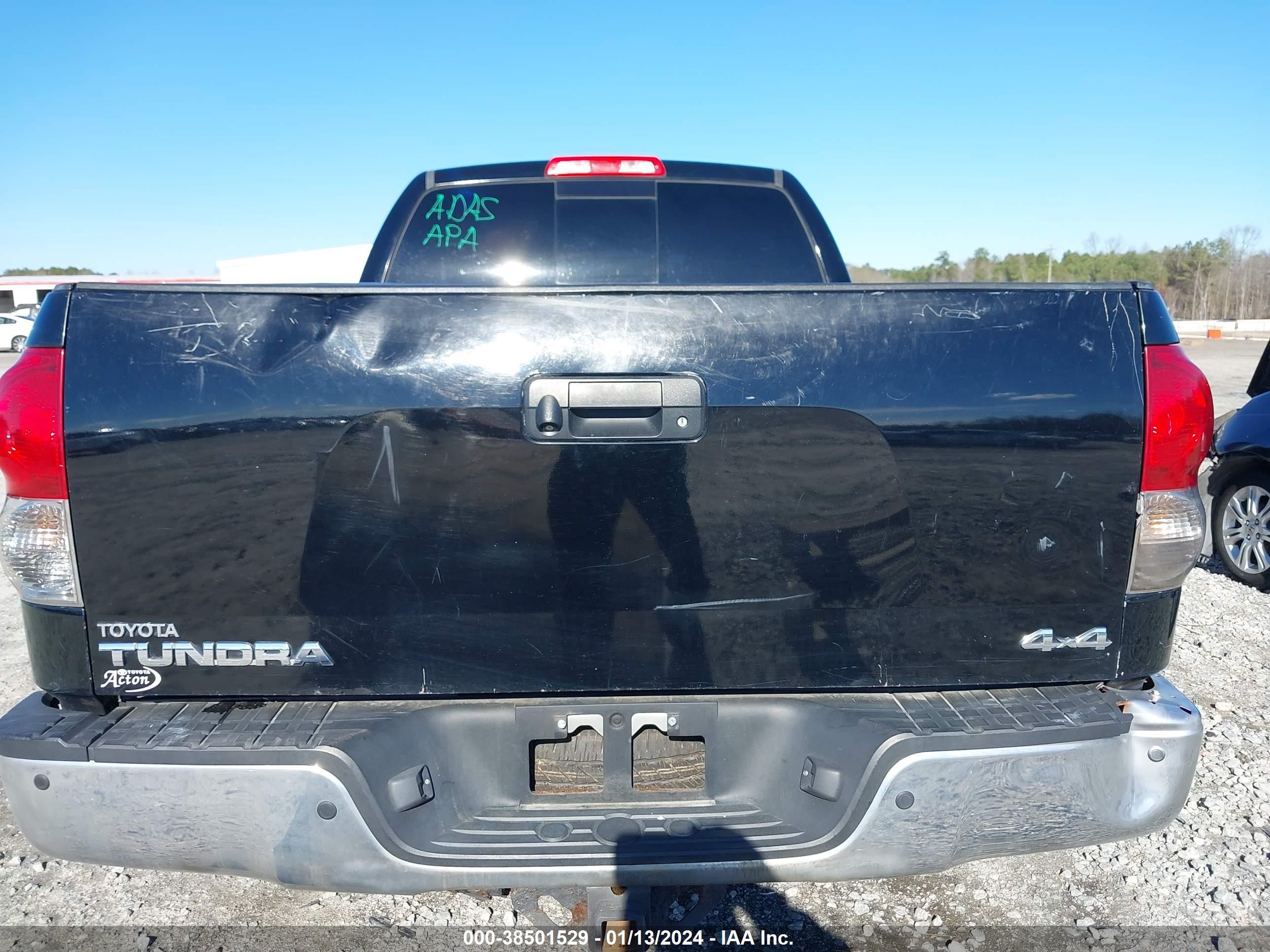 Photo 15 VIN: 5TBBV58178S496825 - TOYOTA TUNDRA 