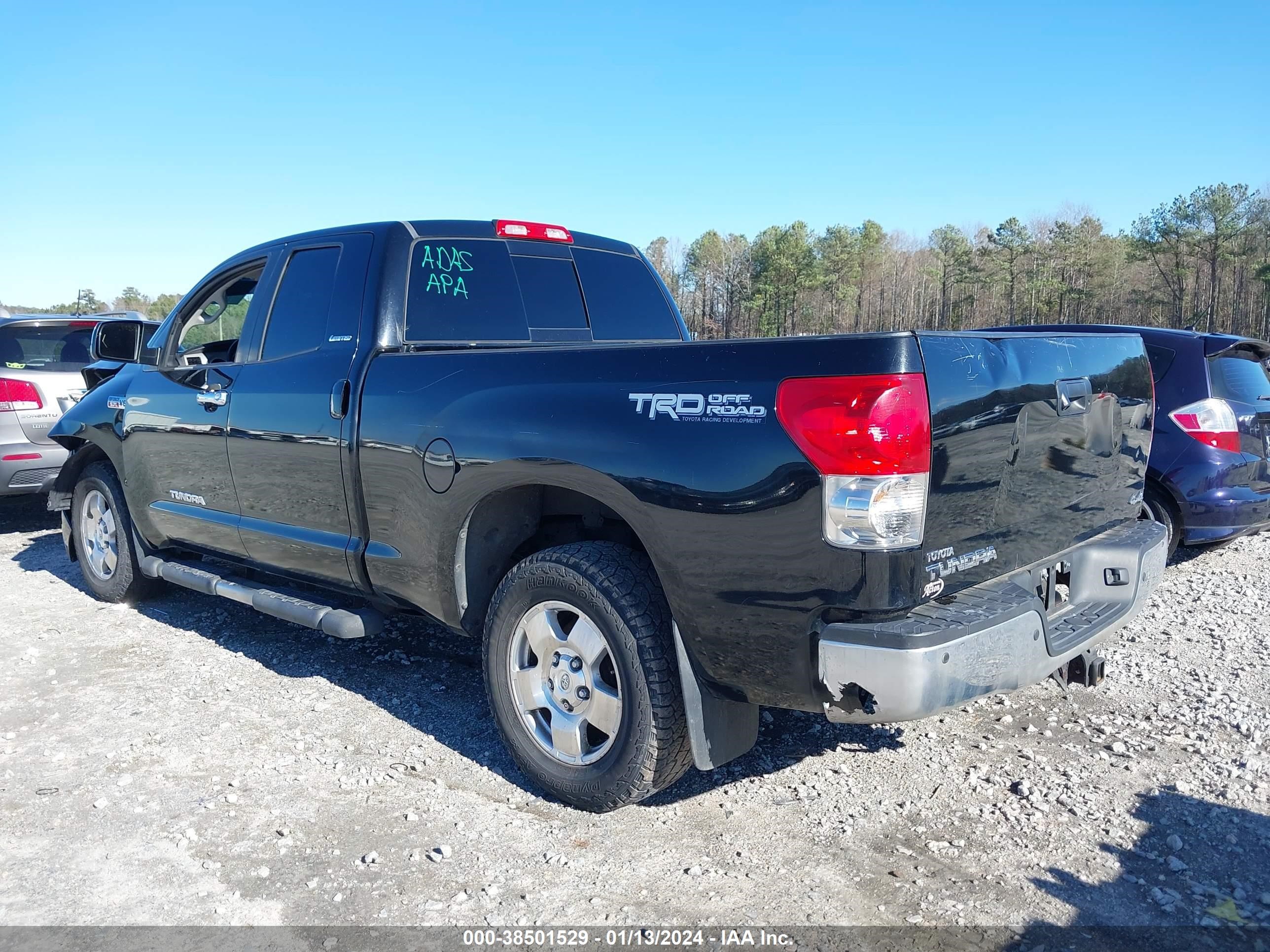 Photo 2 VIN: 5TBBV58178S496825 - TOYOTA TUNDRA 