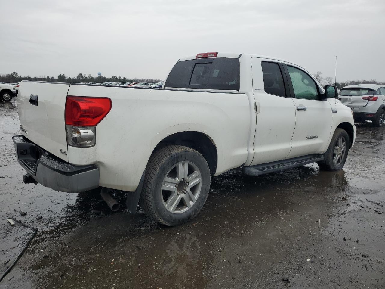 Photo 2 VIN: 5TBBV58197S471018 - TOYOTA TUNDRA 