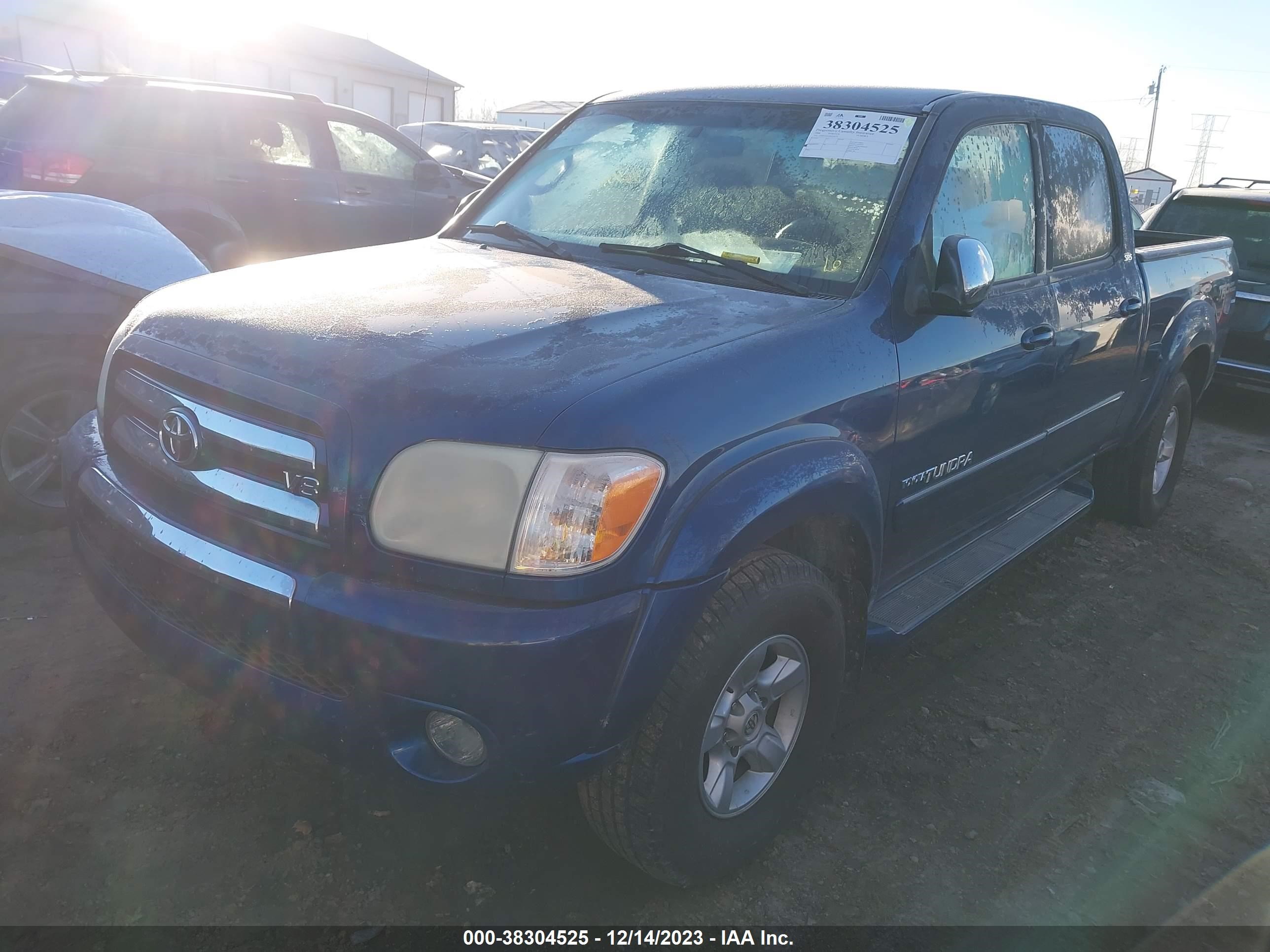 Photo 2 VIN: 5TBDT44126S528270 - TOYOTA TUNDRA 