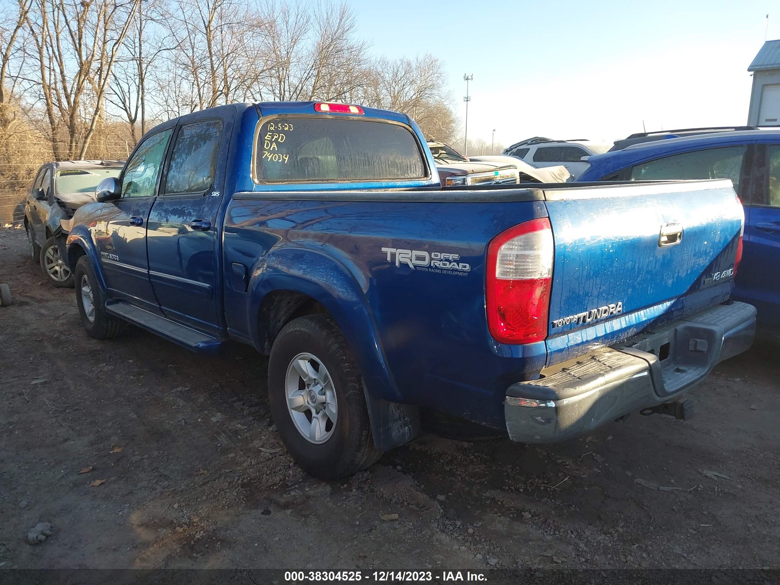 Photo 3 VIN: 5TBDT44126S528270 - TOYOTA TUNDRA 