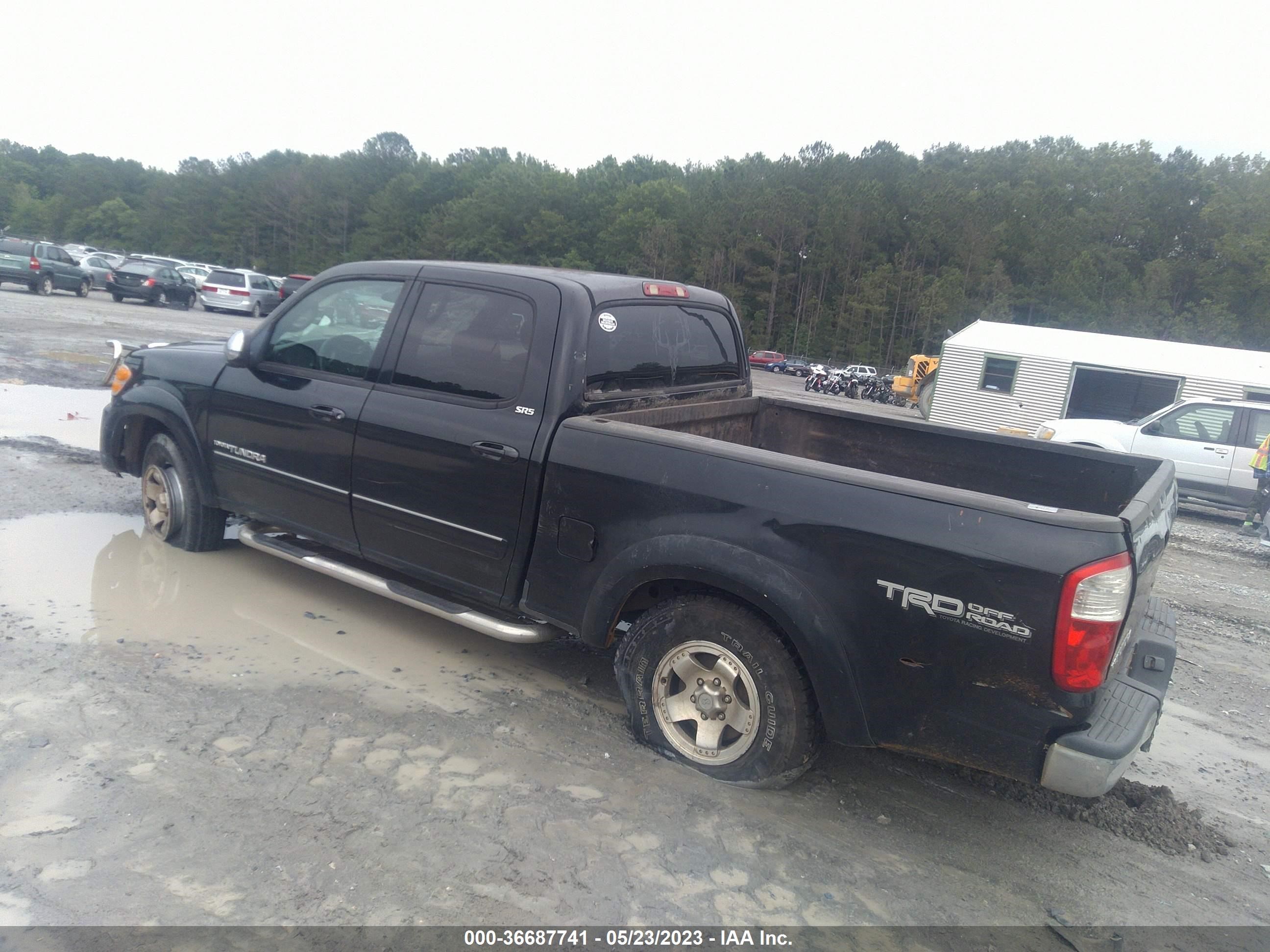 Photo 2 VIN: 5TBDT44154S439094 - TOYOTA TUNDRA 