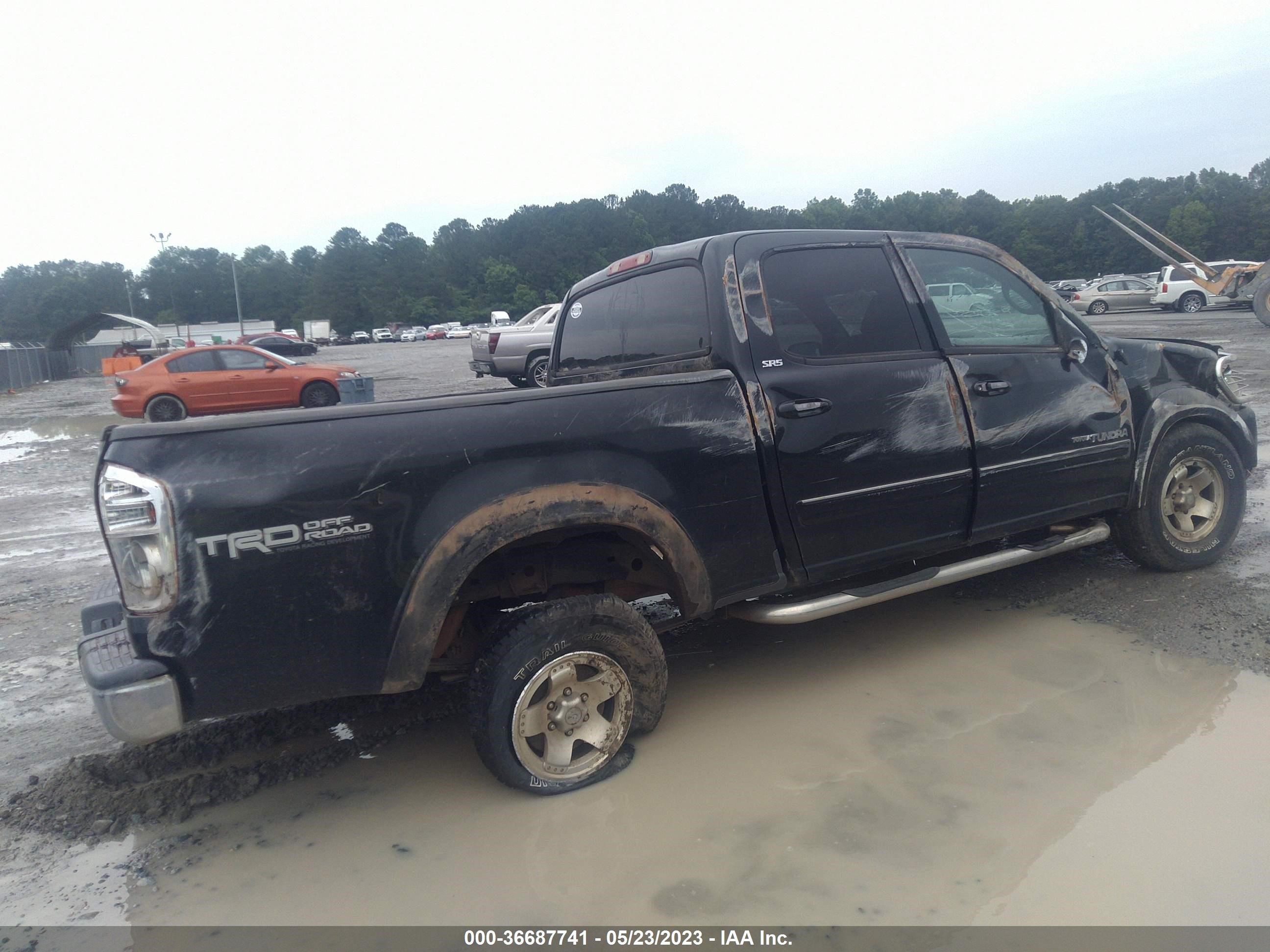 Photo 3 VIN: 5TBDT44154S439094 - TOYOTA TUNDRA 