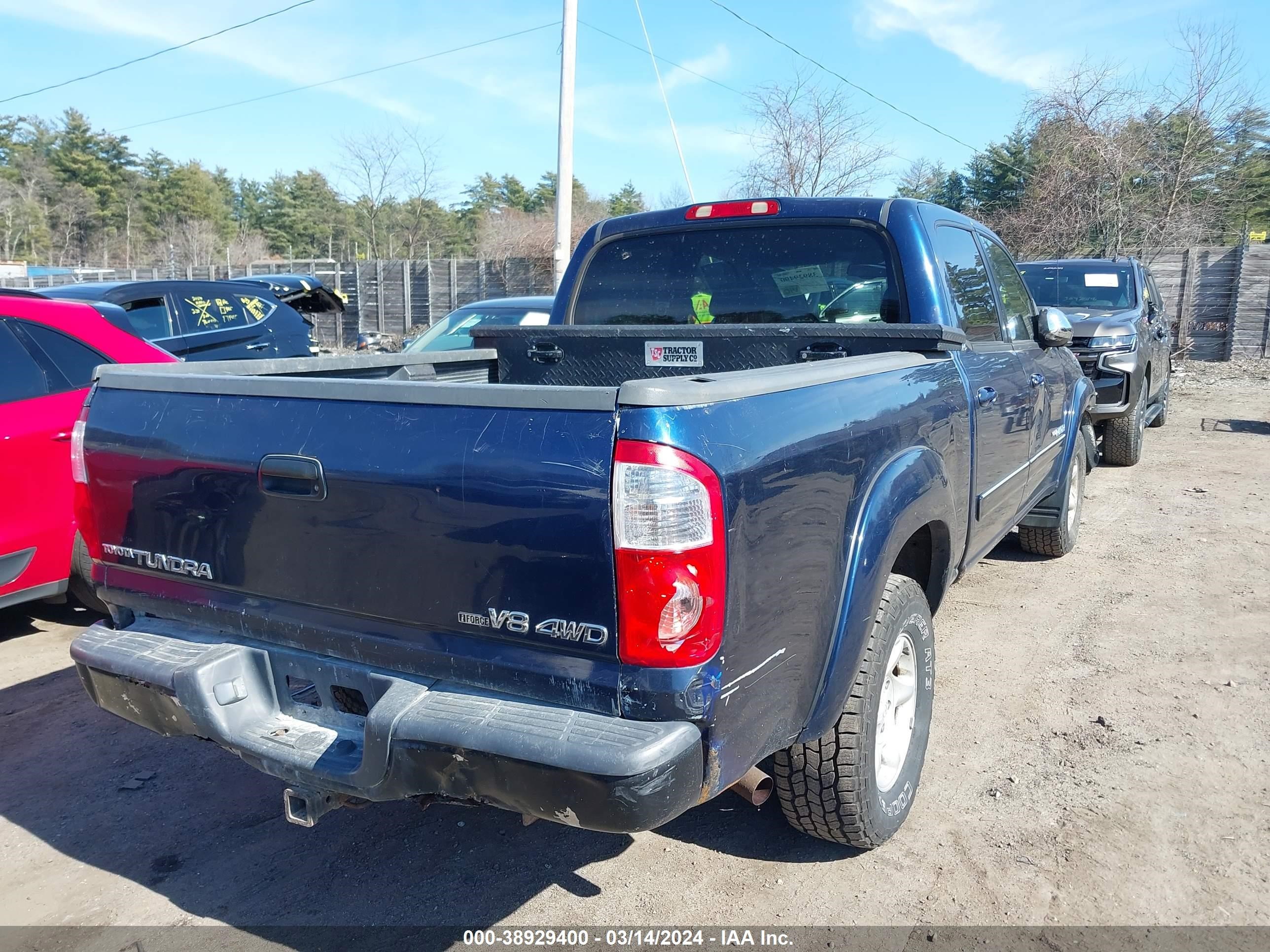 Photo 3 VIN: 5TBDT44154S464416 - TOYOTA TUNDRA 