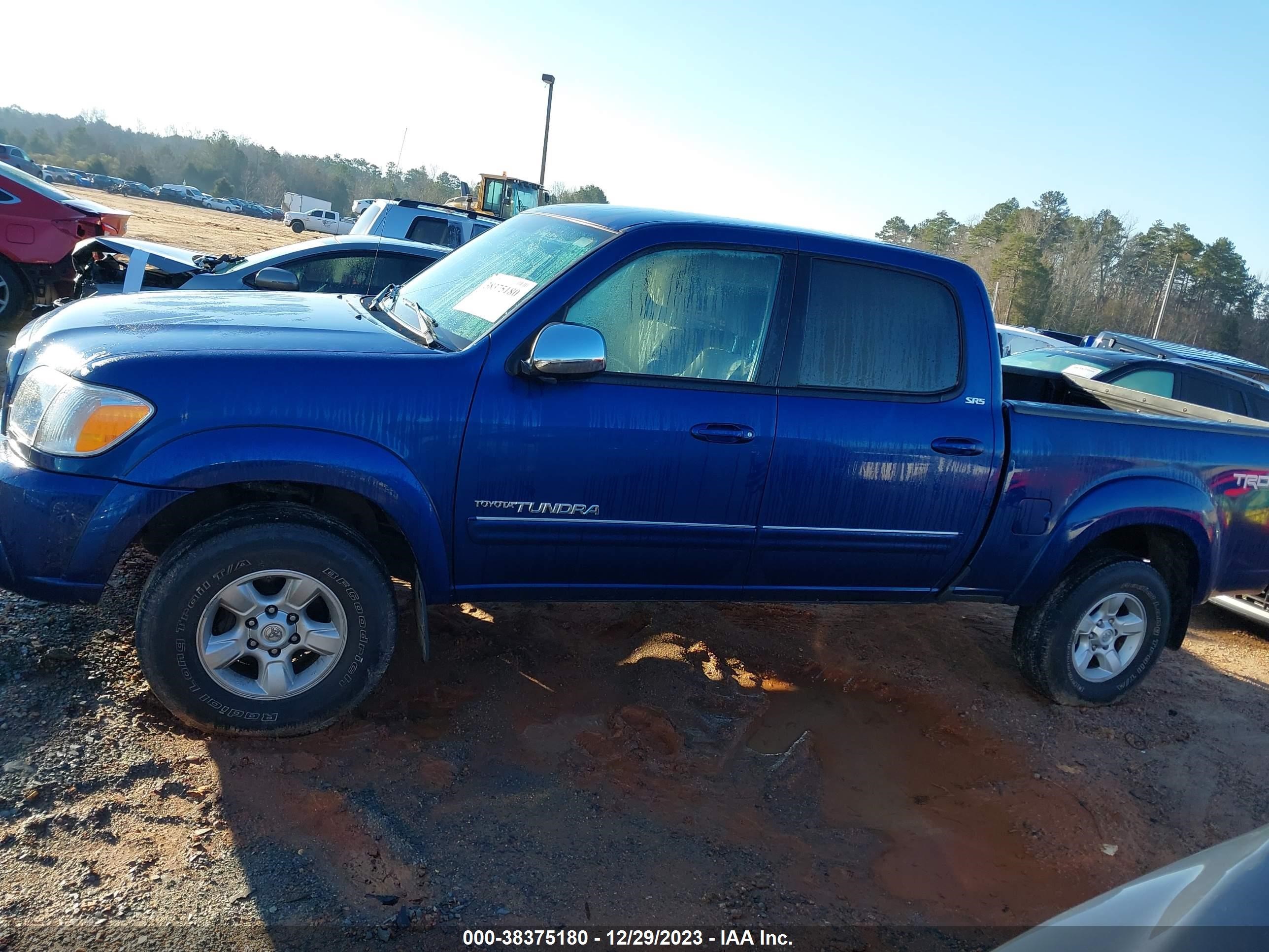 Photo 13 VIN: 5TBDT44156S513620 - TOYOTA TUNDRA 