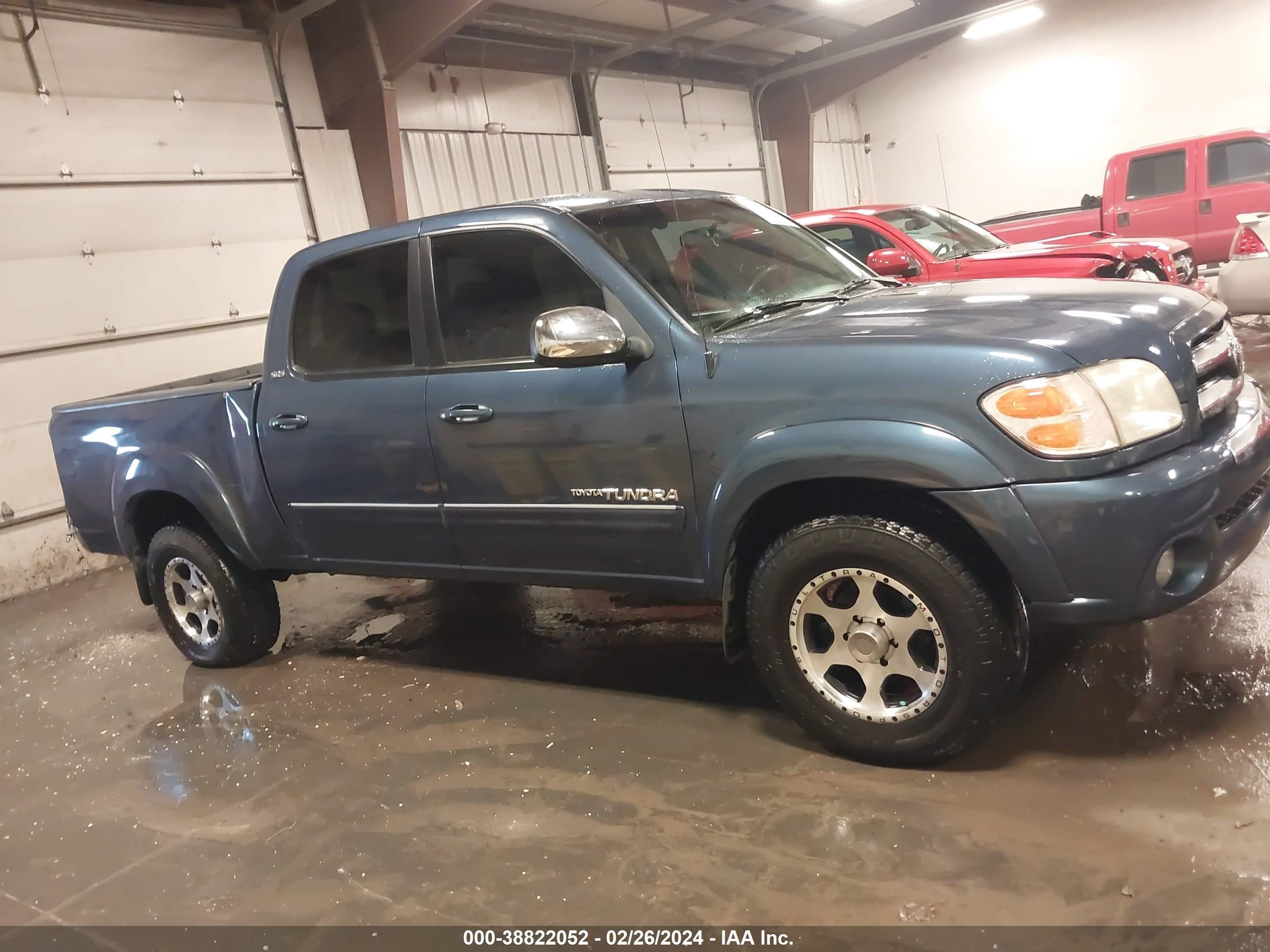 Photo 13 VIN: 5TBDT44164S461461 - TOYOTA TUNDRA 