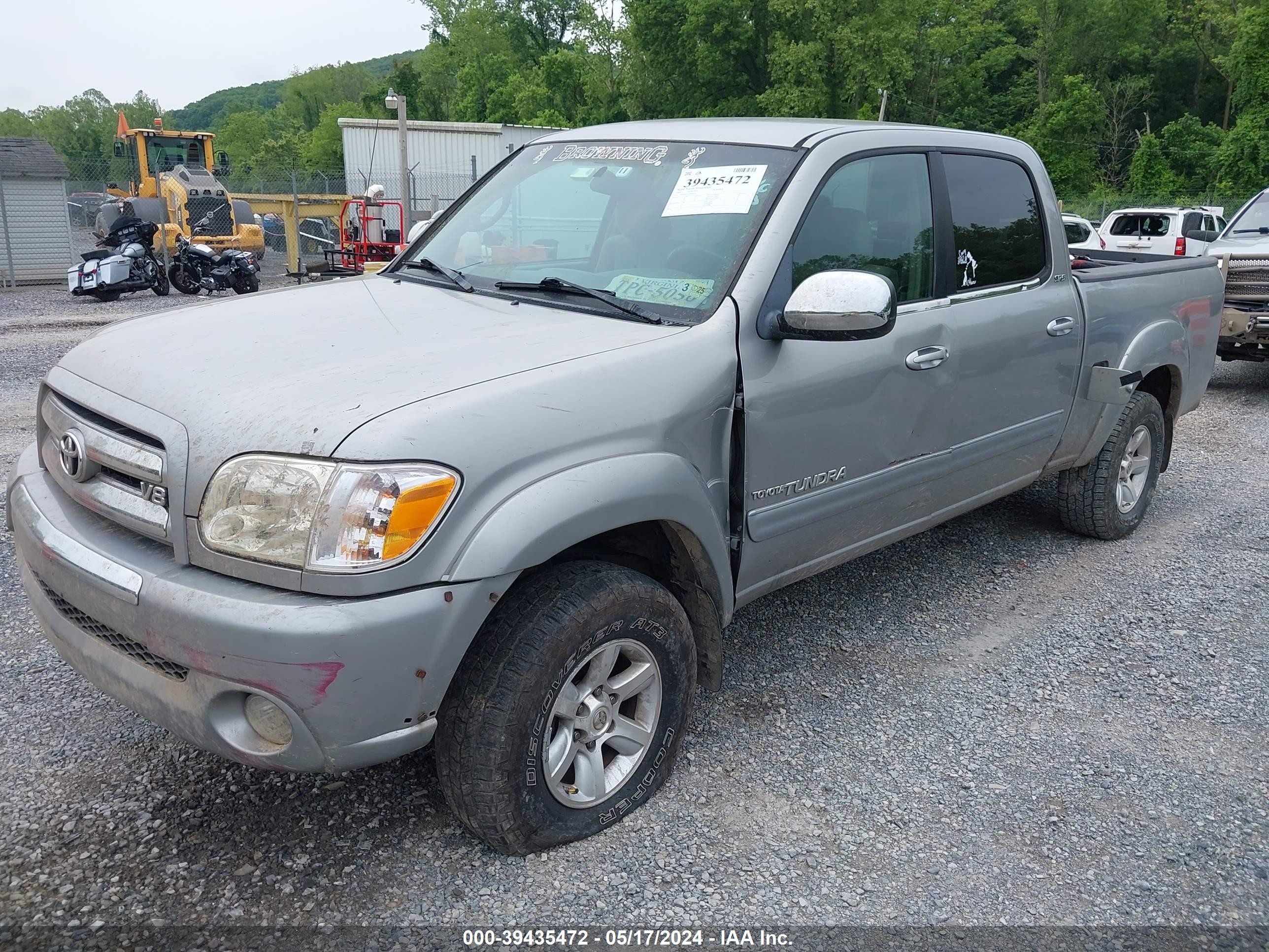 Photo 1 VIN: 5TBDT44165S484210 - TOYOTA TUNDRA 