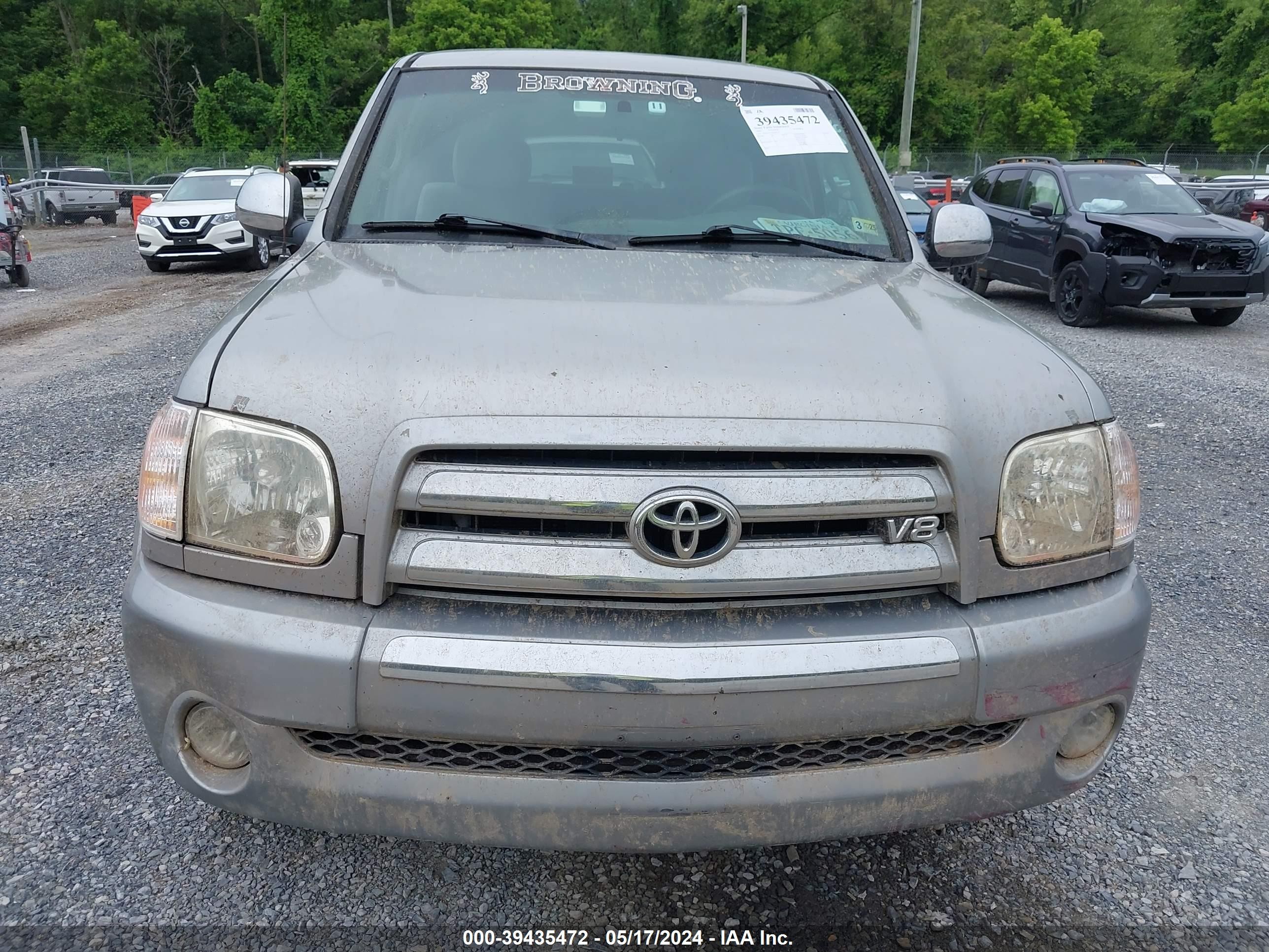 Photo 11 VIN: 5TBDT44165S484210 - TOYOTA TUNDRA 