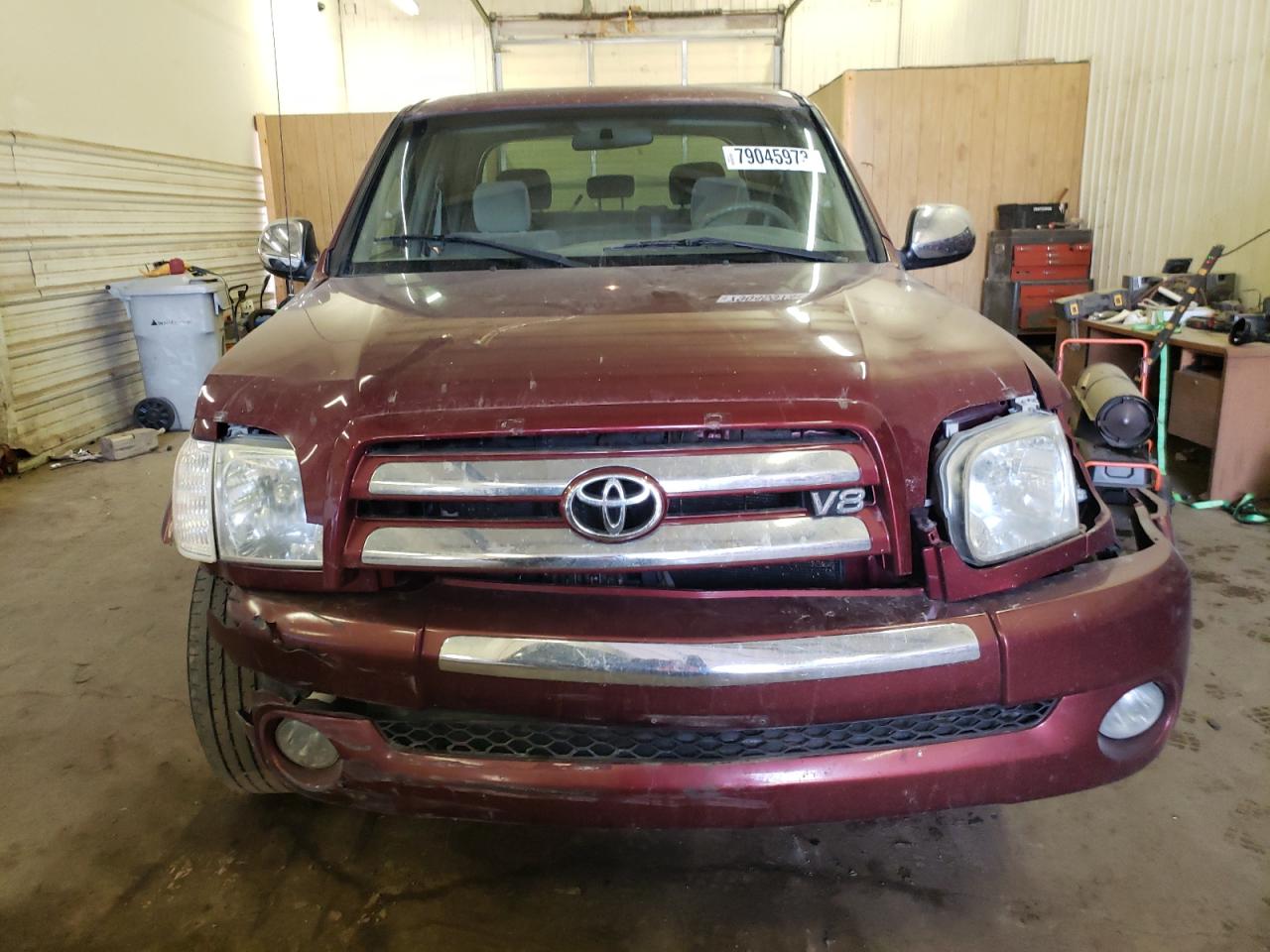 Photo 4 VIN: 5TBDT44185S478067 - TOYOTA TUNDRA 