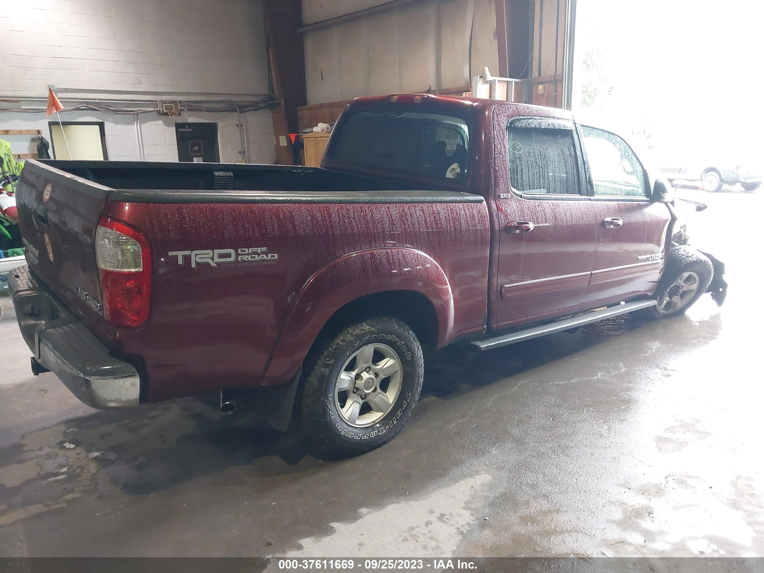 Photo 3 VIN: 5TBDT44186S526345 - TOYOTA TUNDRA 