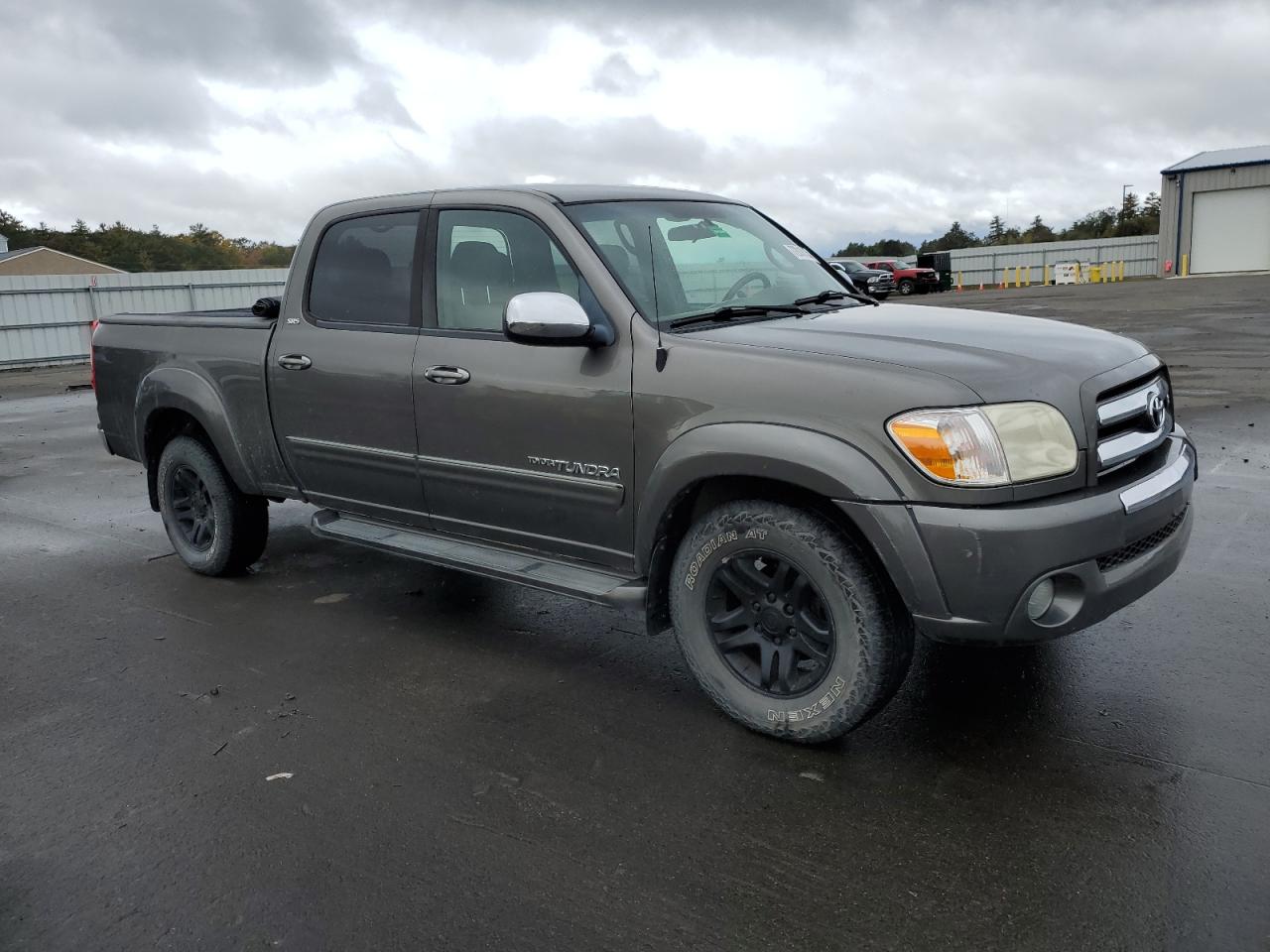 Photo 3 VIN: 5TBDT44195S500979 - TOYOTA TUNDRA 