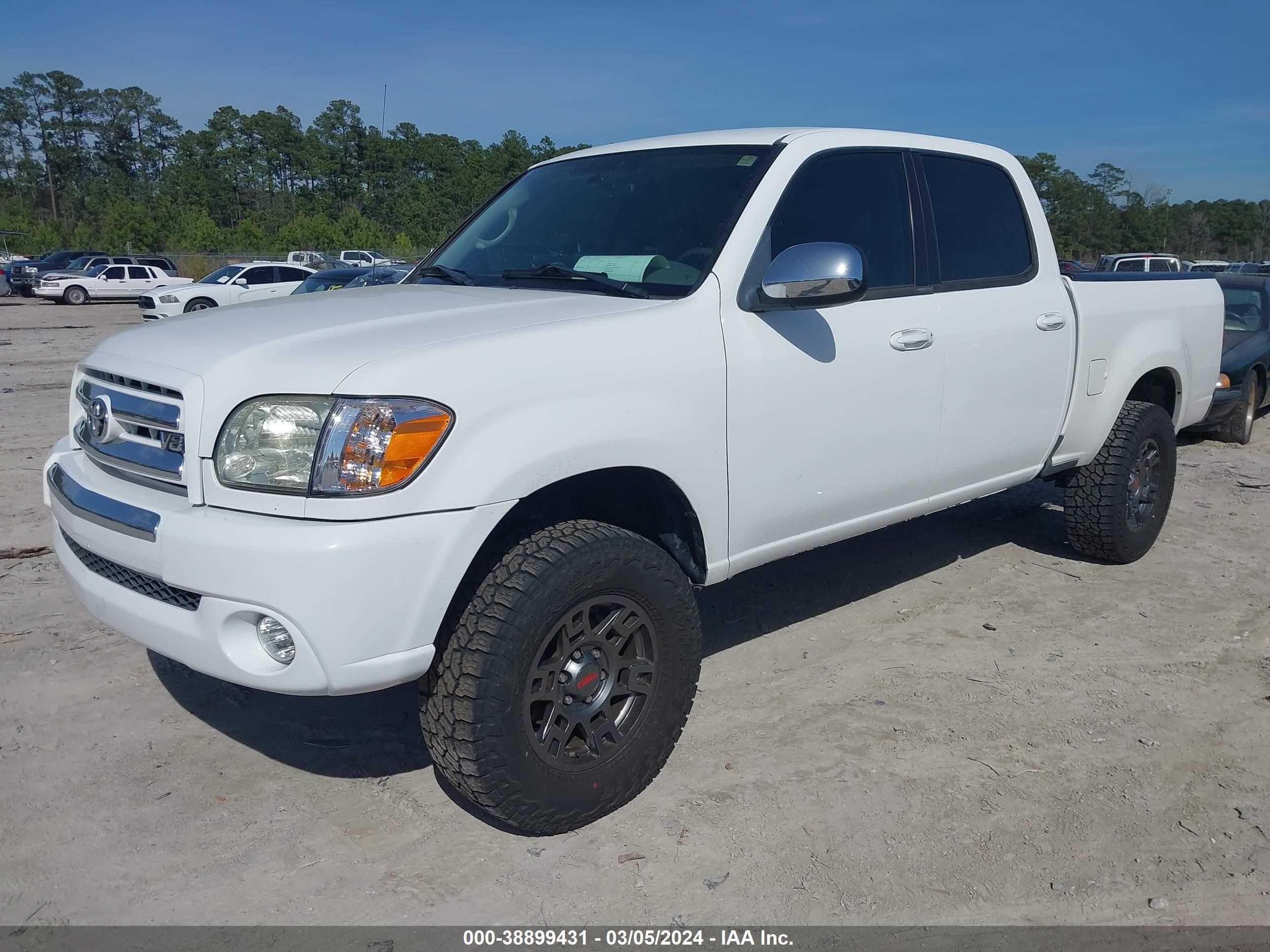 Photo 1 VIN: 5TBDT44196S546345 - TOYOTA TUNDRA 