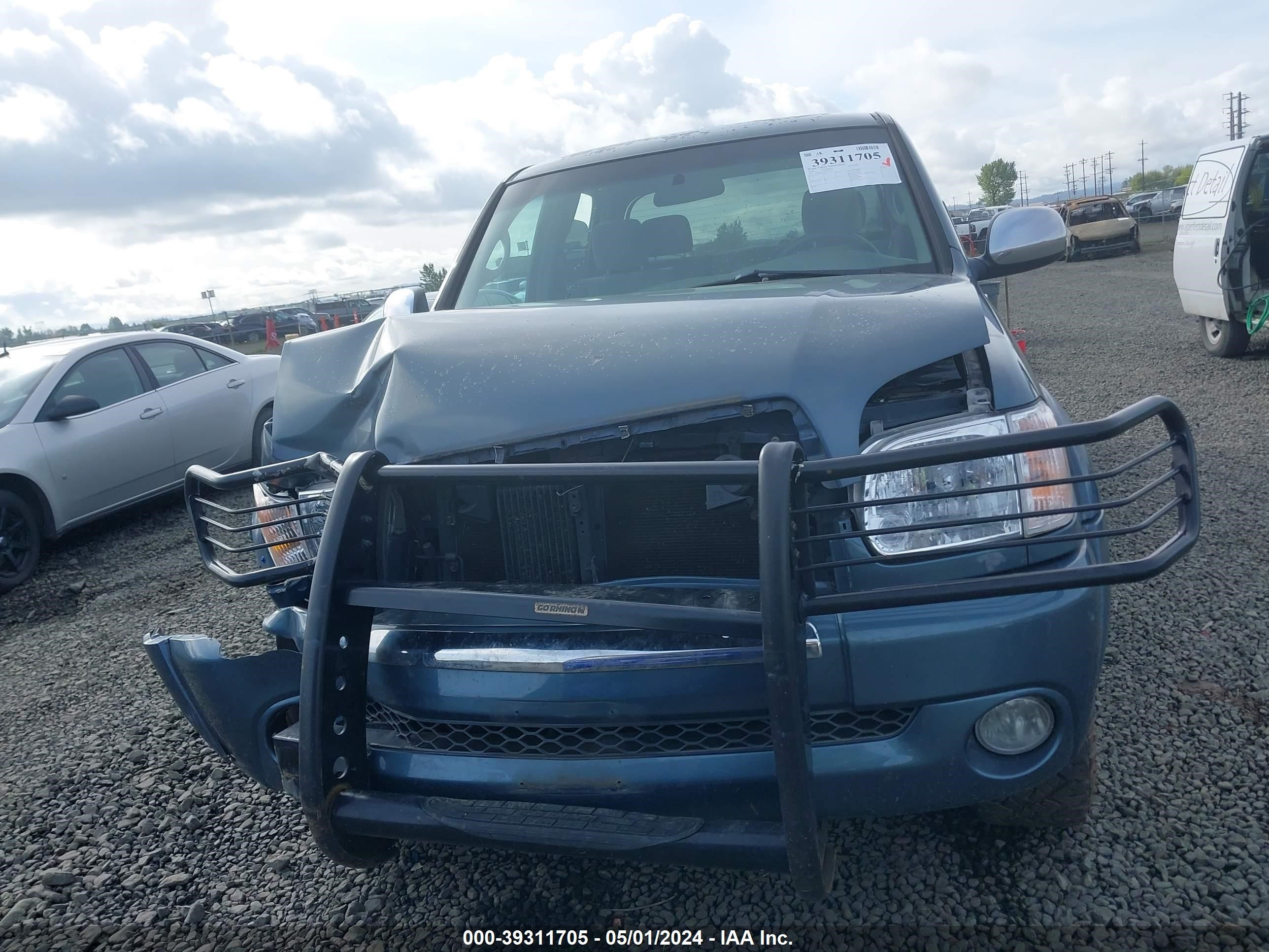 Photo 11 VIN: 5TBDT44196S553151 - TOYOTA TUNDRA 