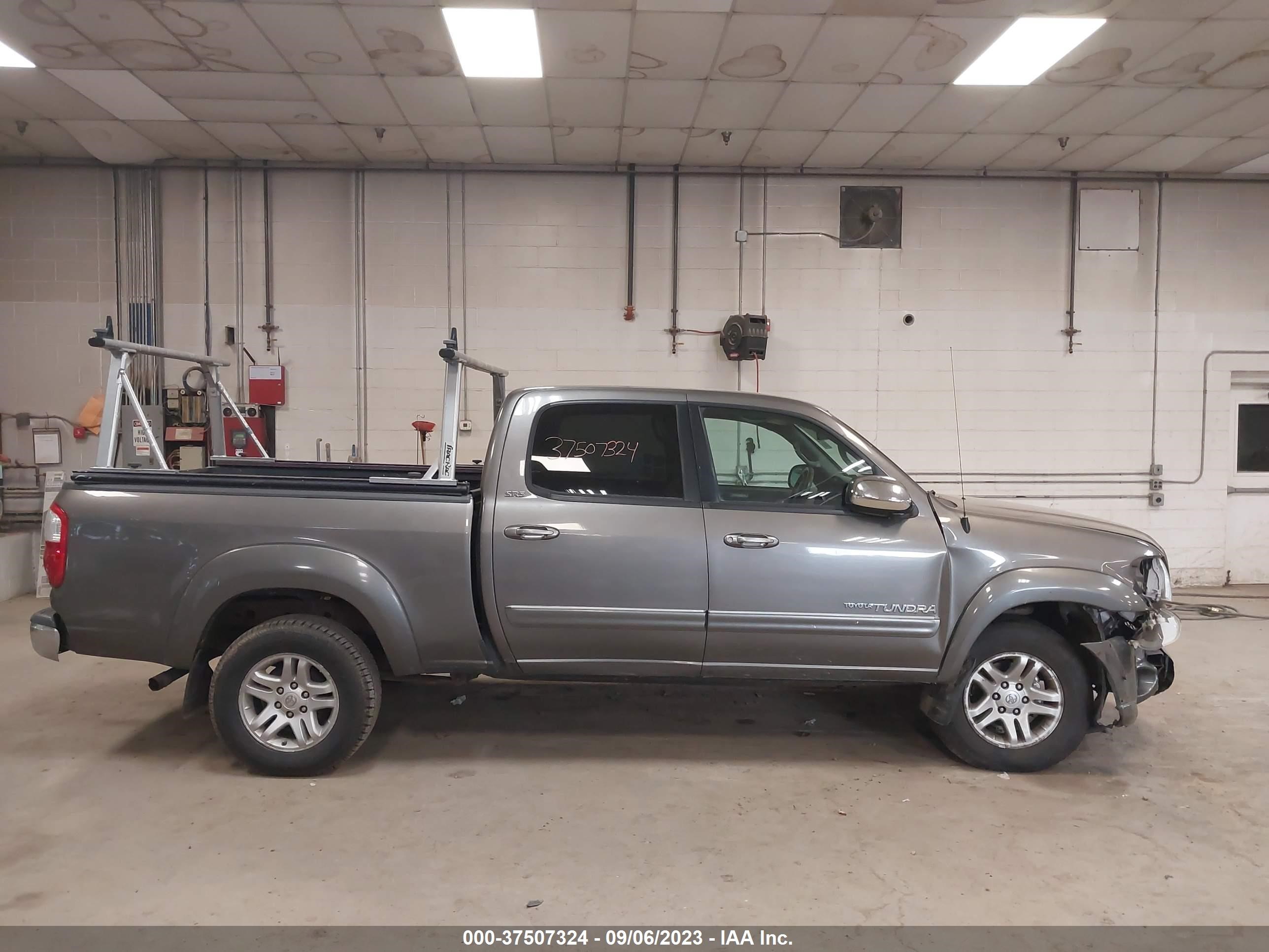 Photo 12 VIN: 5TBDT441X5S474439 - TOYOTA TUNDRA 