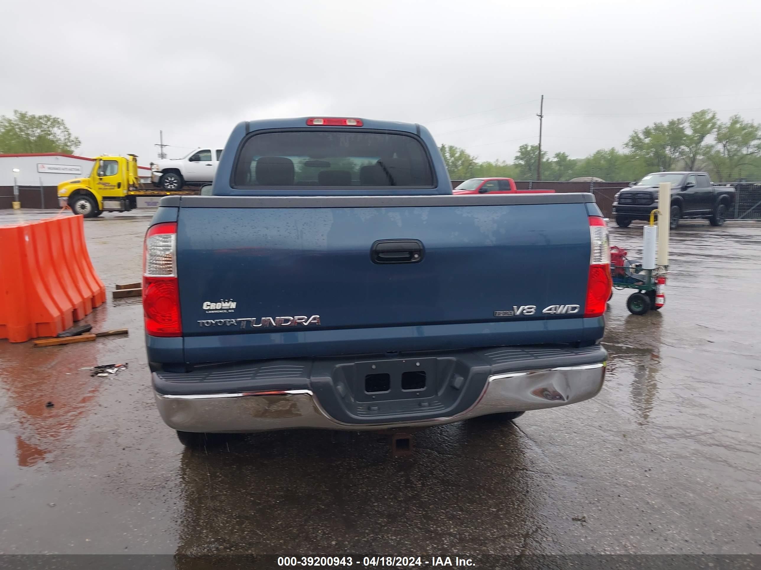 Photo 16 VIN: 5TBDT441X6S507649 - TOYOTA TUNDRA 