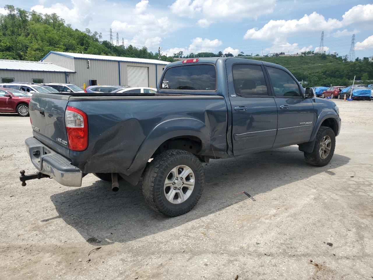 Photo 2 VIN: 5TBDT441X6S528050 - TOYOTA TUNDRA 