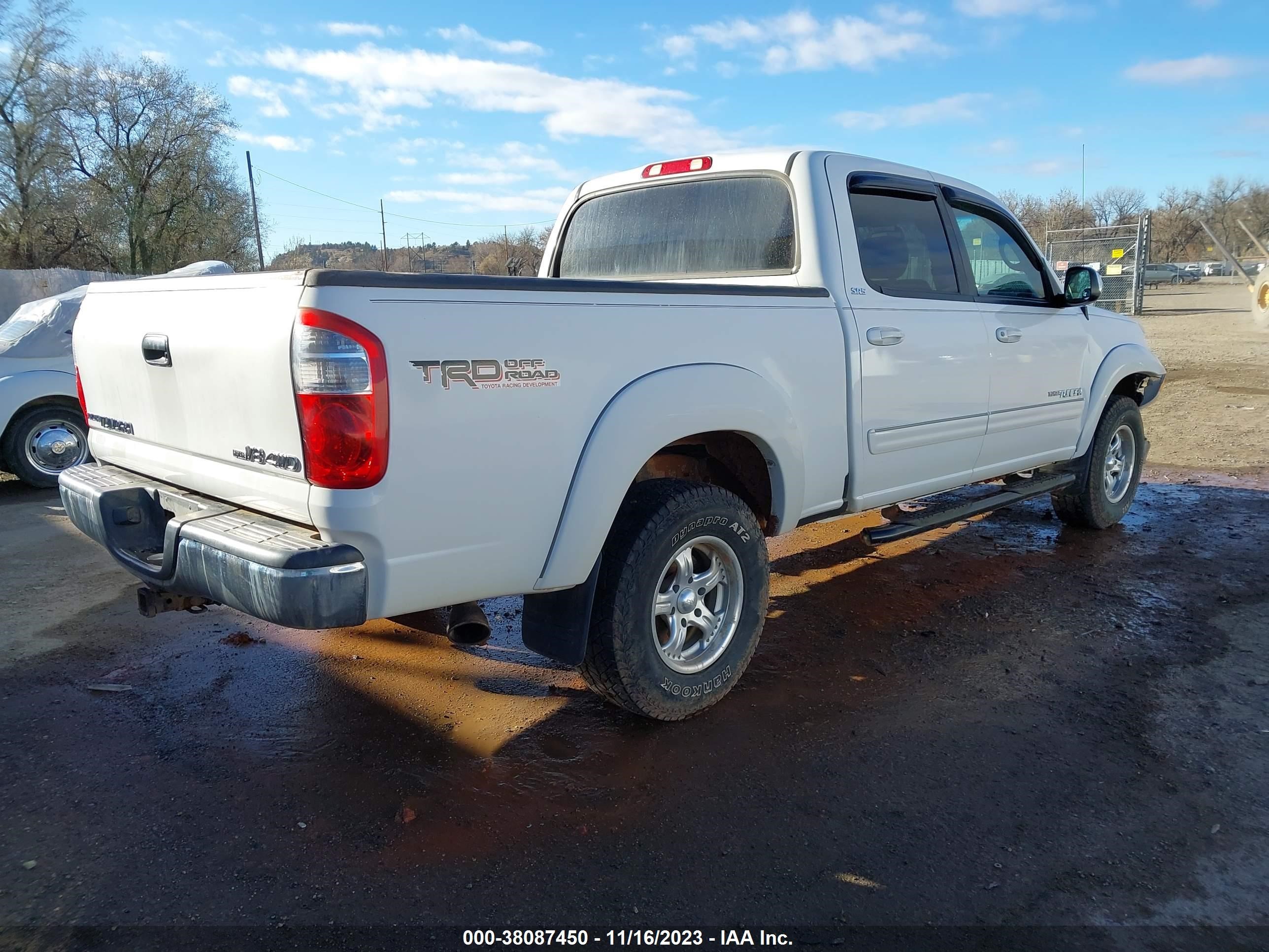 Photo 3 VIN: 5TBDT441X6S533488 - TOYOTA TUNDRA 