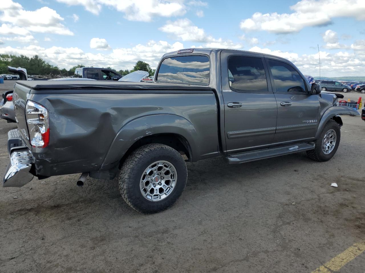 Photo 2 VIN: 5TBDT48116S521885 - TOYOTA TUNDRA 