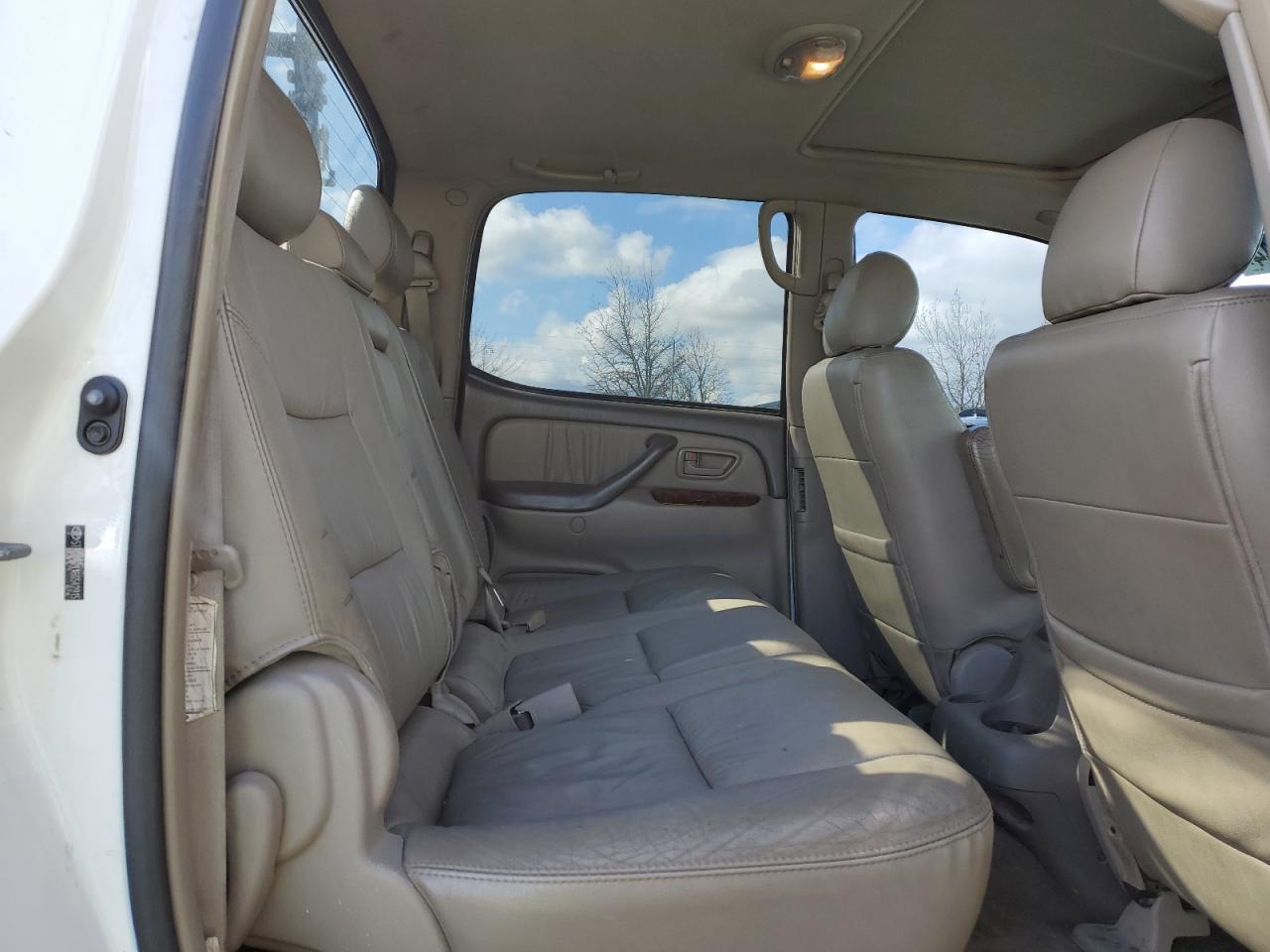 Photo 9 VIN: 5TBDT48116S542915 - TOYOTA TUNDRA 