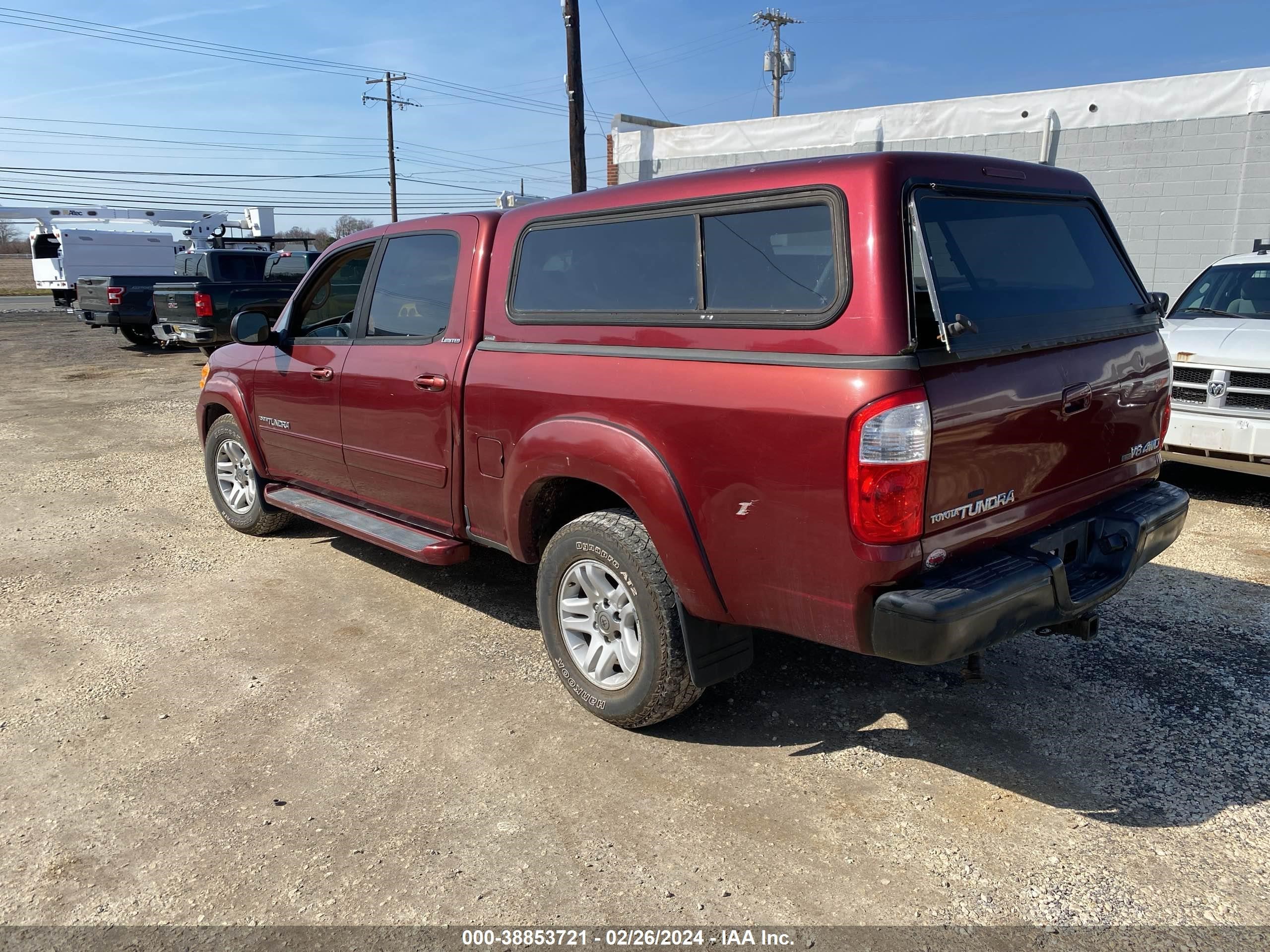 Photo 2 VIN: 5TBDT48124S440715 - TOYOTA TUNDRA 