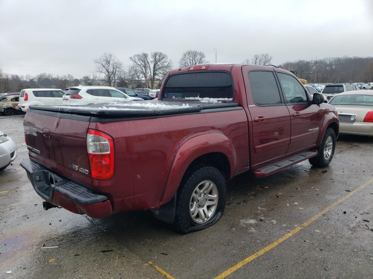 Photo 2 VIN: 5TBDT48126S548979 - TOYOTA TUNDRA 