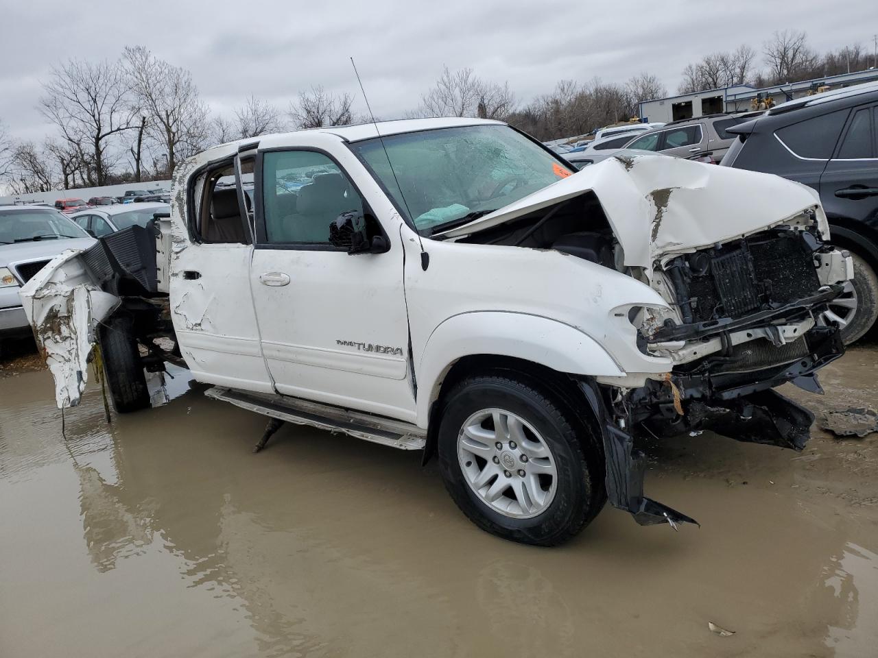 Photo 3 VIN: 5TBDT48134S433725 - TOYOTA TUNDRA 